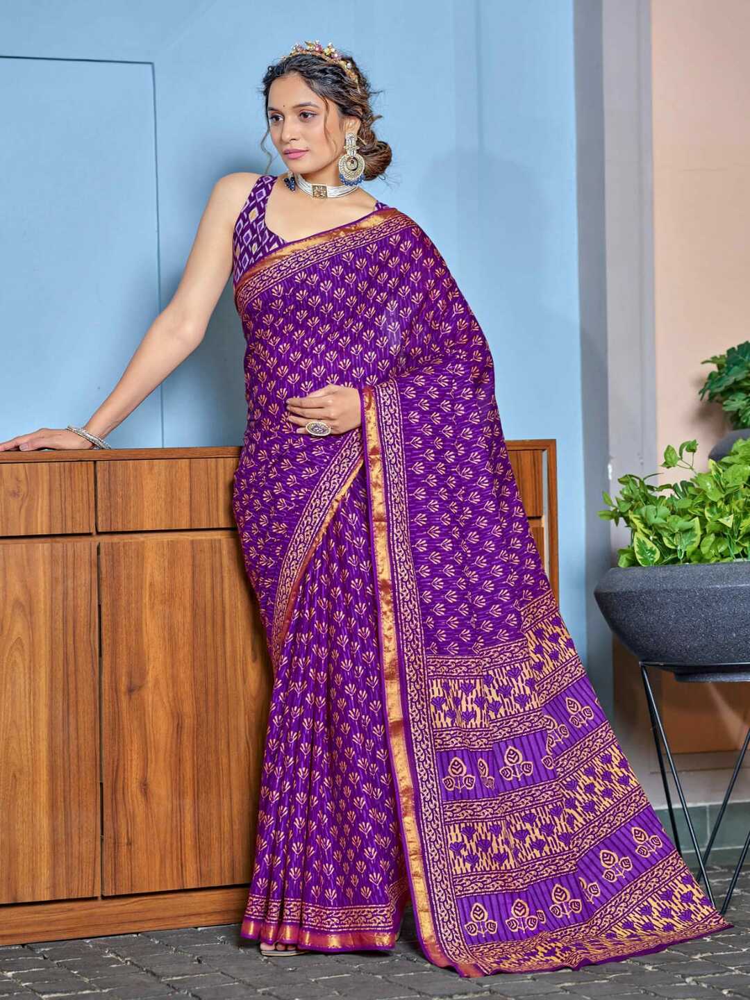 Royal Purple Ethnic Print Pure Cotton Saree with Golden Border