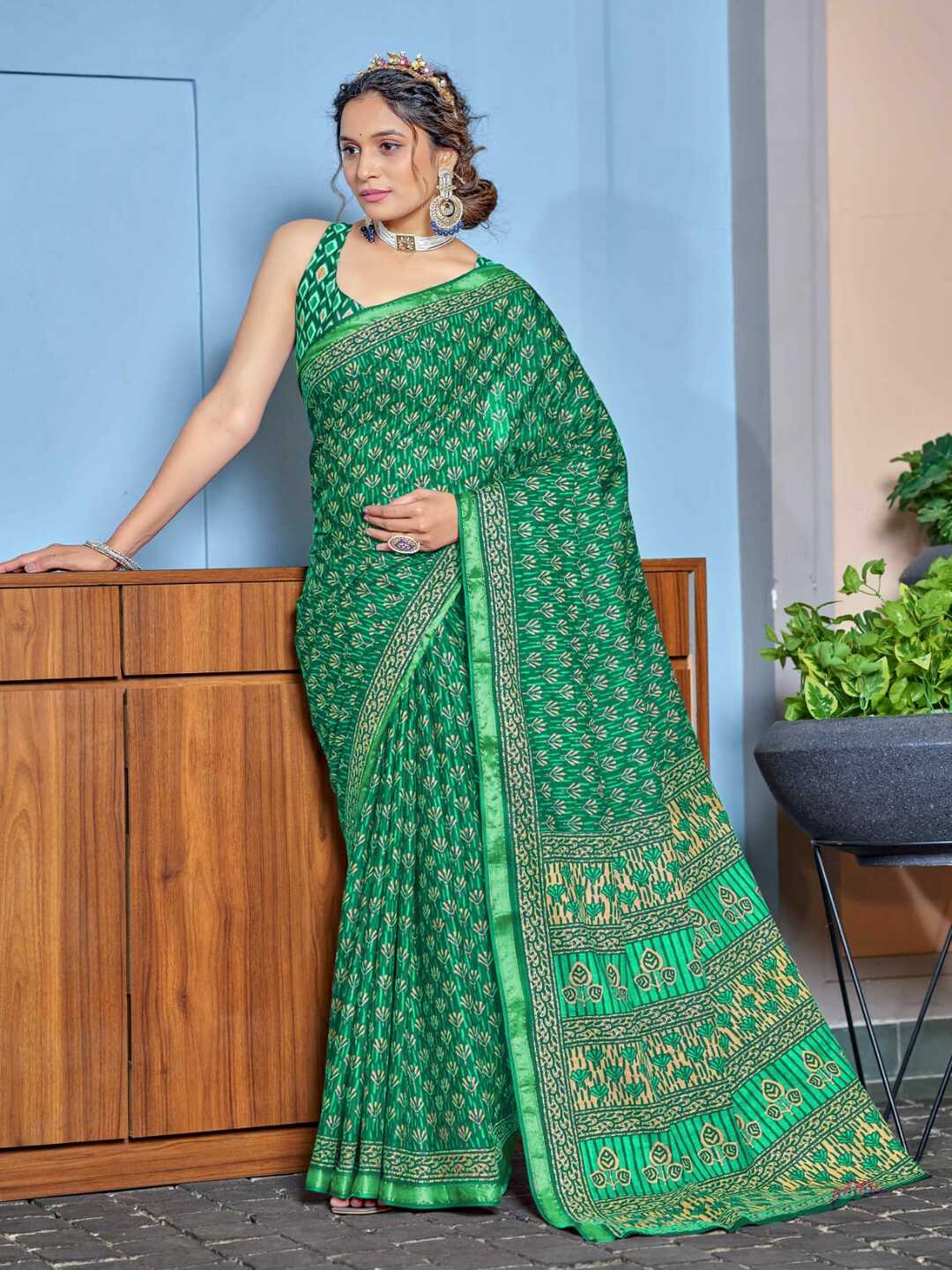 Royal Purple Ethnic Print Pure Cotton Saree with Golden Border