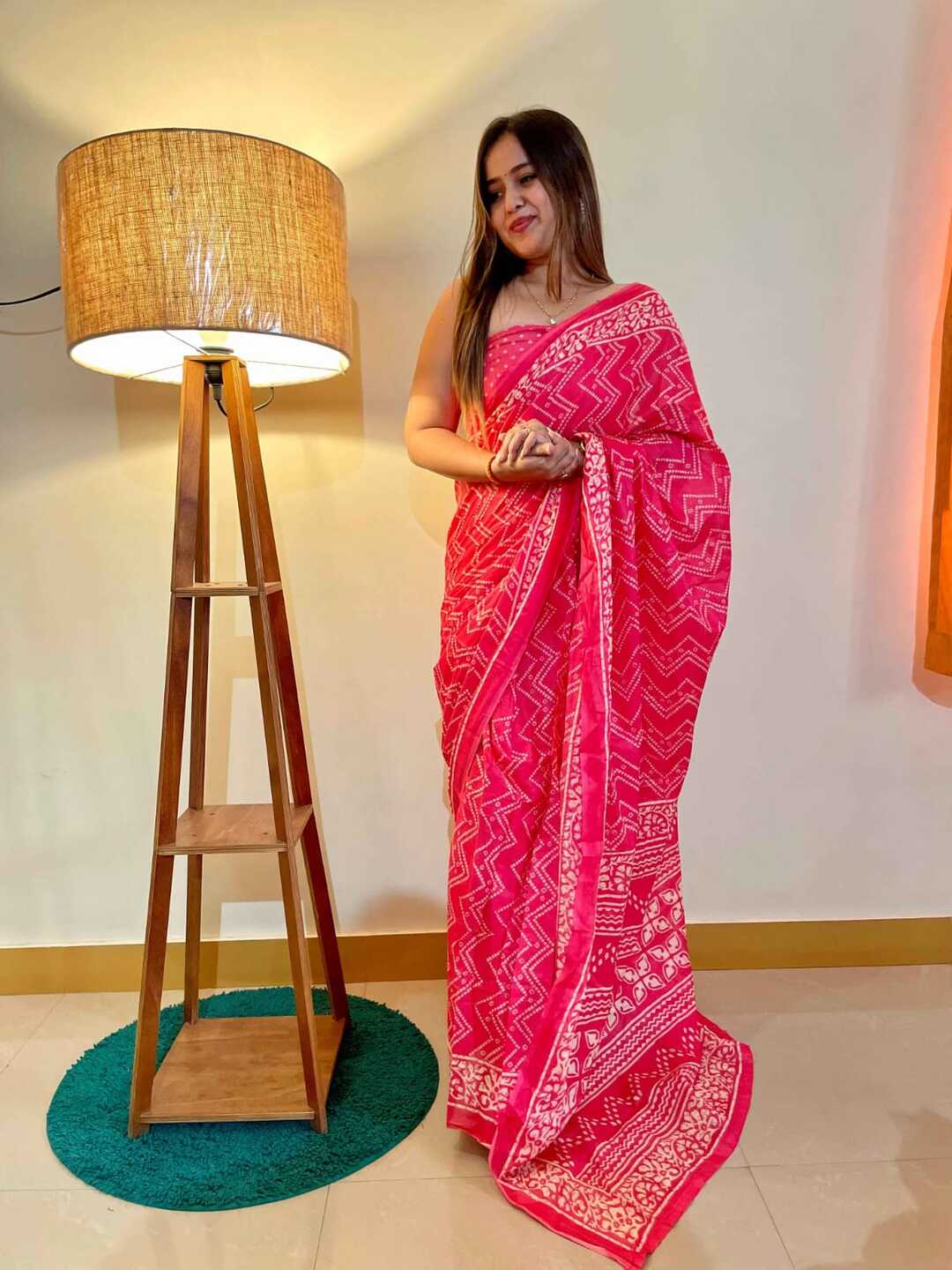 Graceful Pure Cotton Pink Printed Saree with White Ethnic Patterns