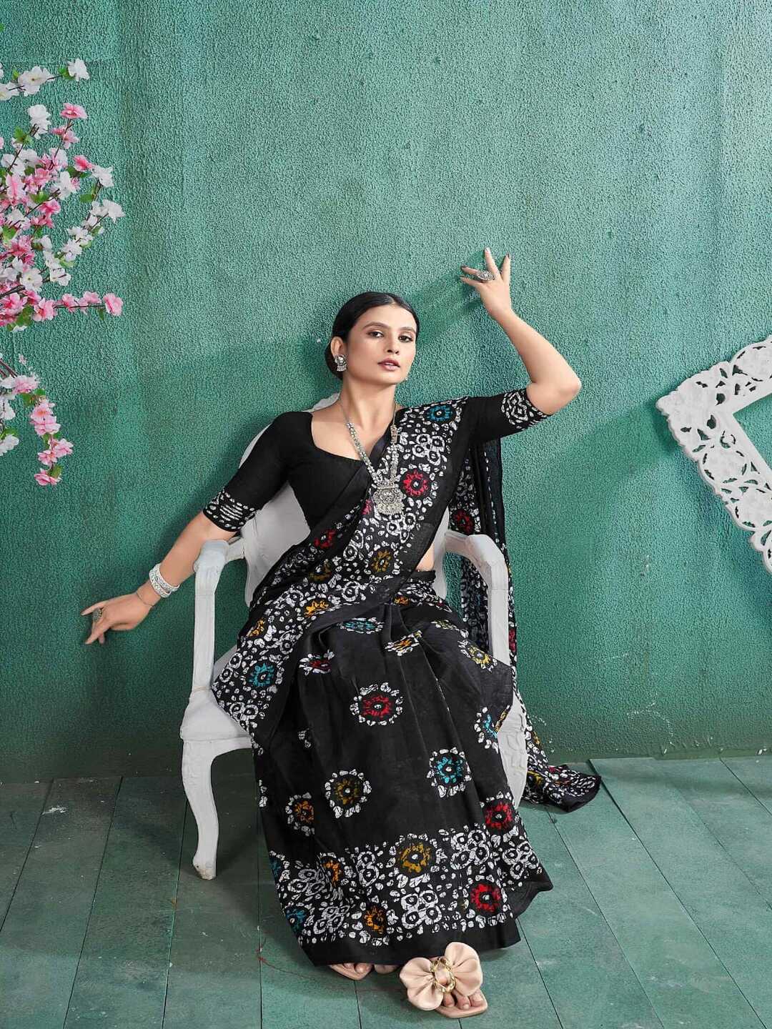 Pure Cotton Black Multicolor Floral Printed Saree
