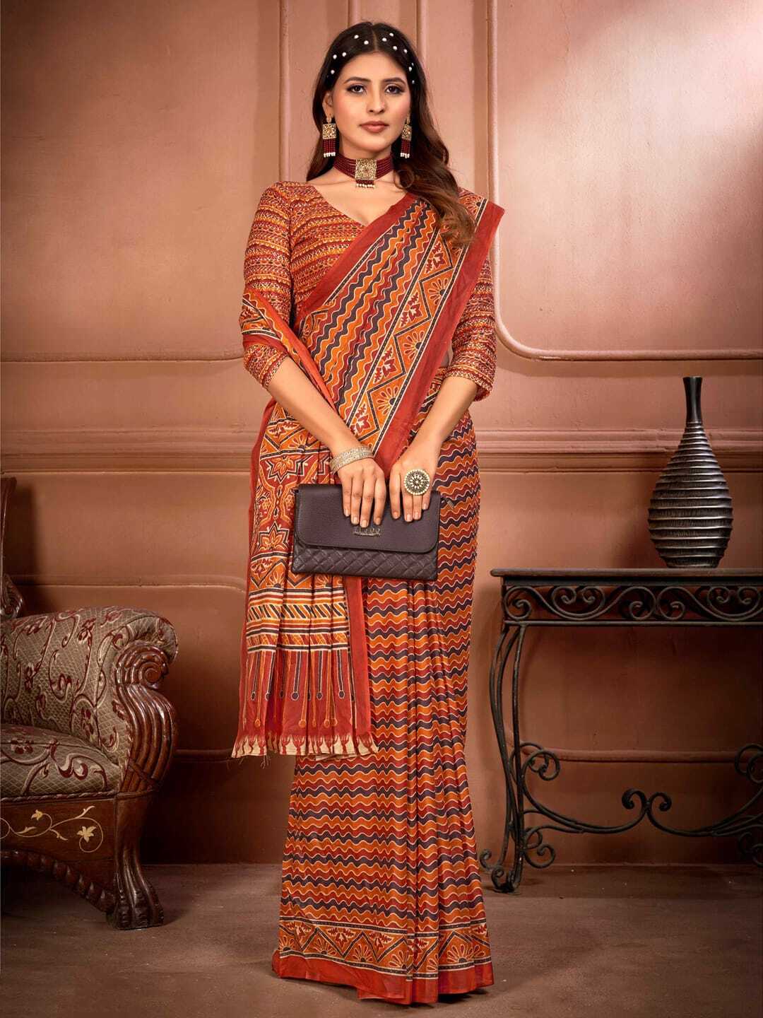 Pure Cotton Orange Geometric Pattern Printed Saree