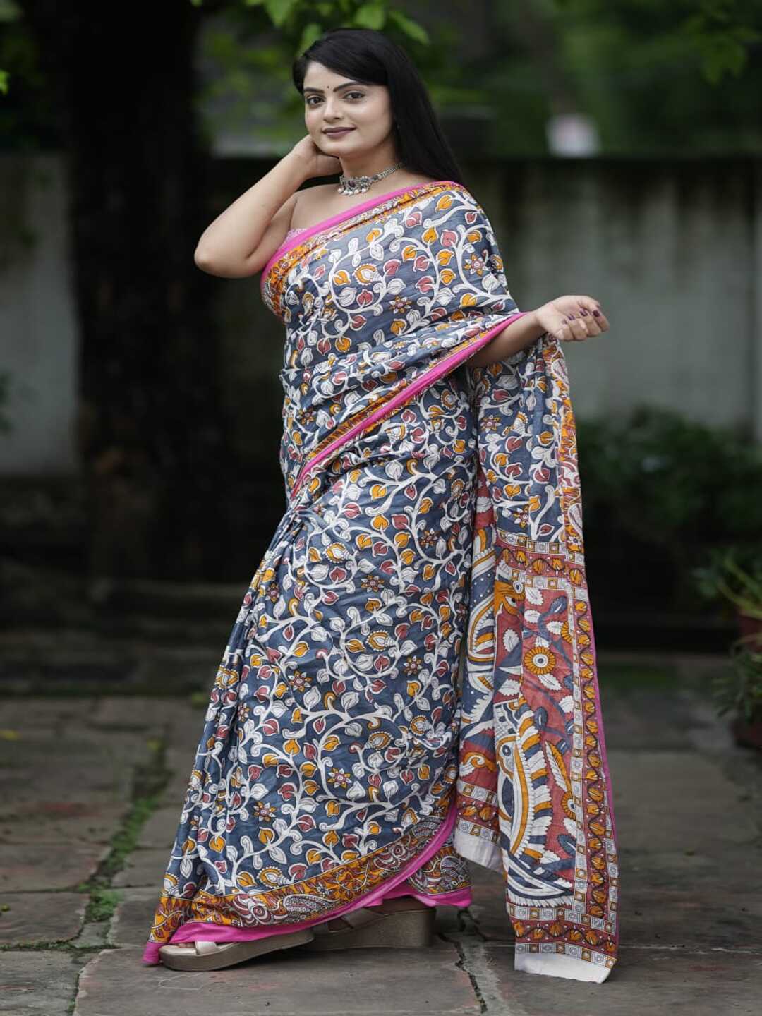 Pure Cotton Grey Saree with Kalamkari Inspired Art & Pink Border