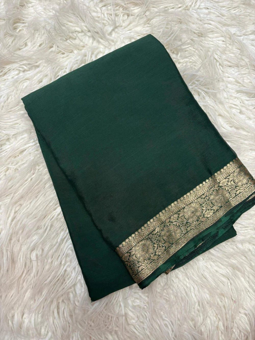 Elegant Dark Green Saree with Golden Designer Border – Party & Festive Wear