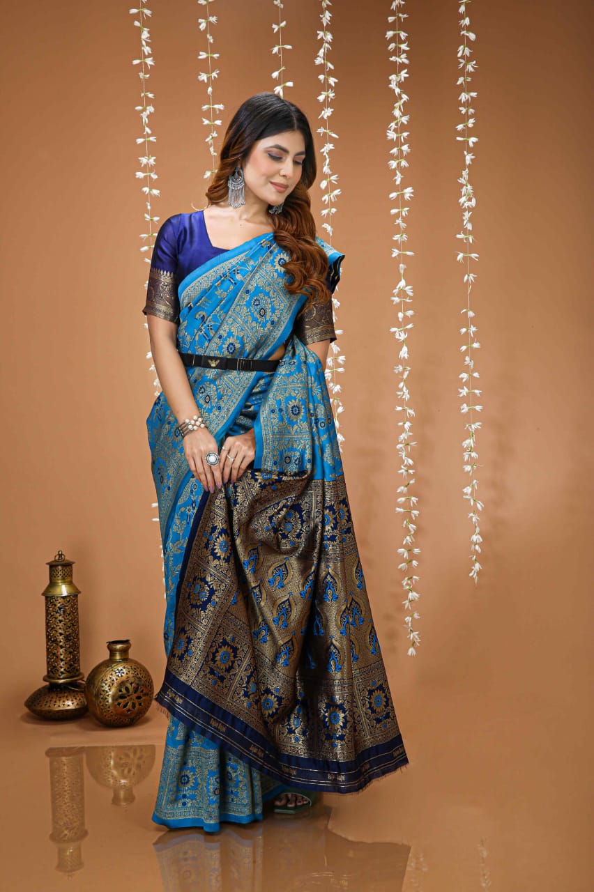 Elegant Royal Blue Banarasi Style Zari Woven Saree with Rich Golden Designer Pallu – Wedding & Festive Wear