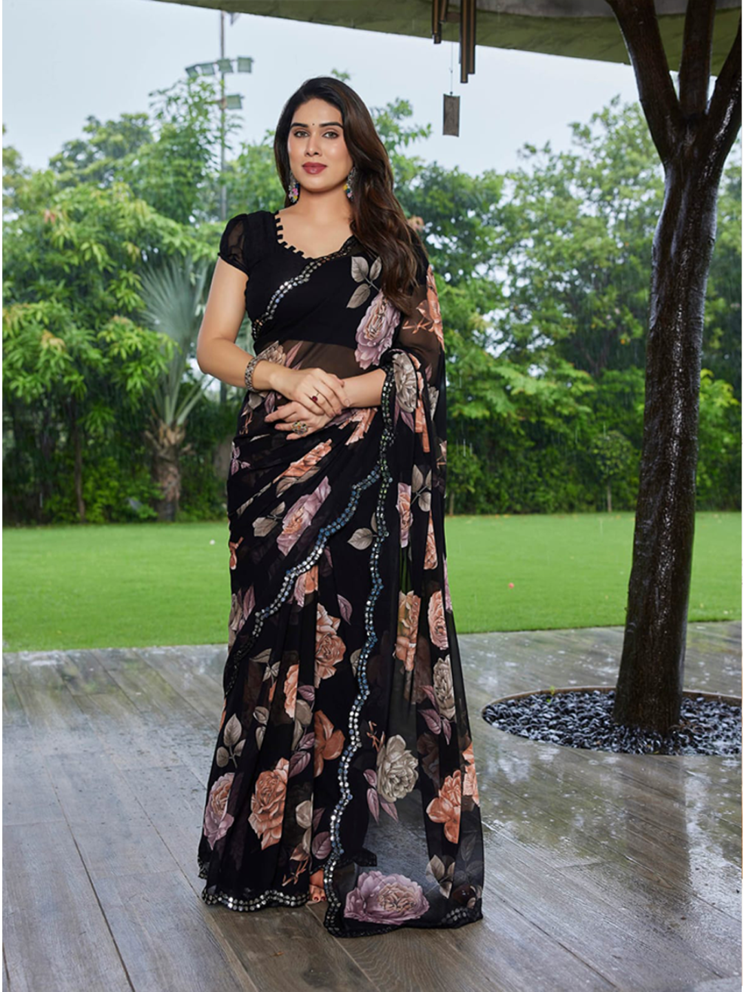 Elegant Black Floral Printed Georgette Saree with Designer Border – Party Wear & Casual Wear