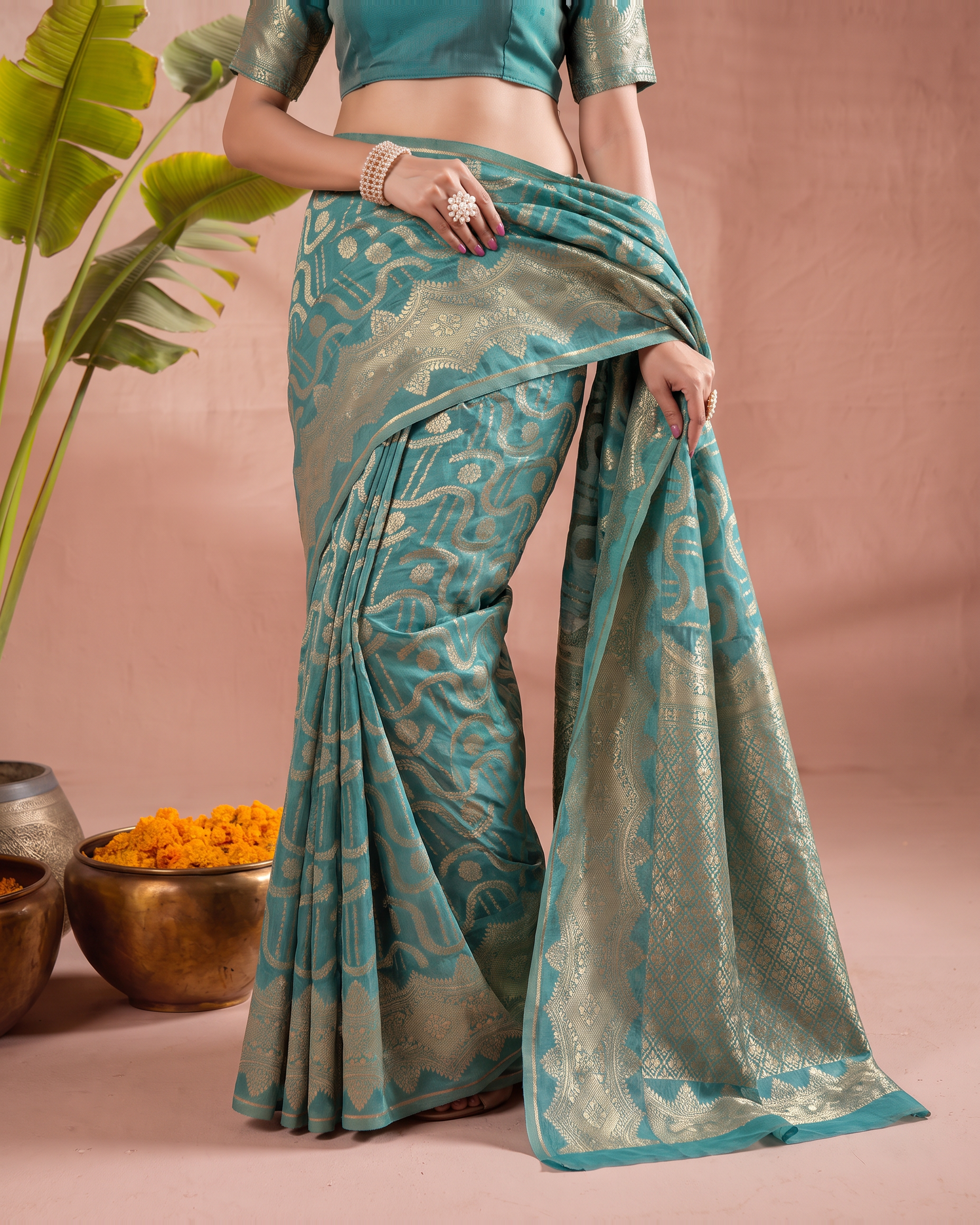 Aadvika Pastel Zari Paithani Silk Saree - Rama Green - lower border closeup