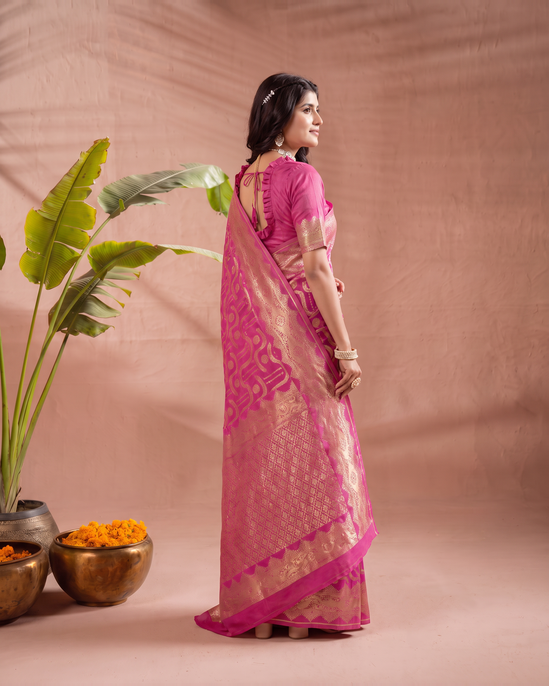 Aadvika Pastel Zari Paithani Silk Saree - Rani Pink - side drape