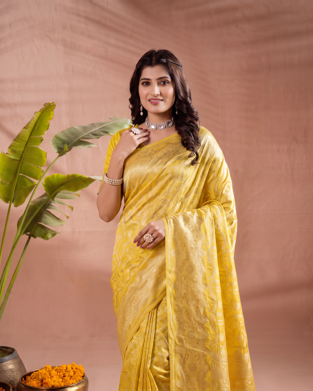 Aadvika Pastel Zari Paithani Silk Saree - Yellow - upper closeup