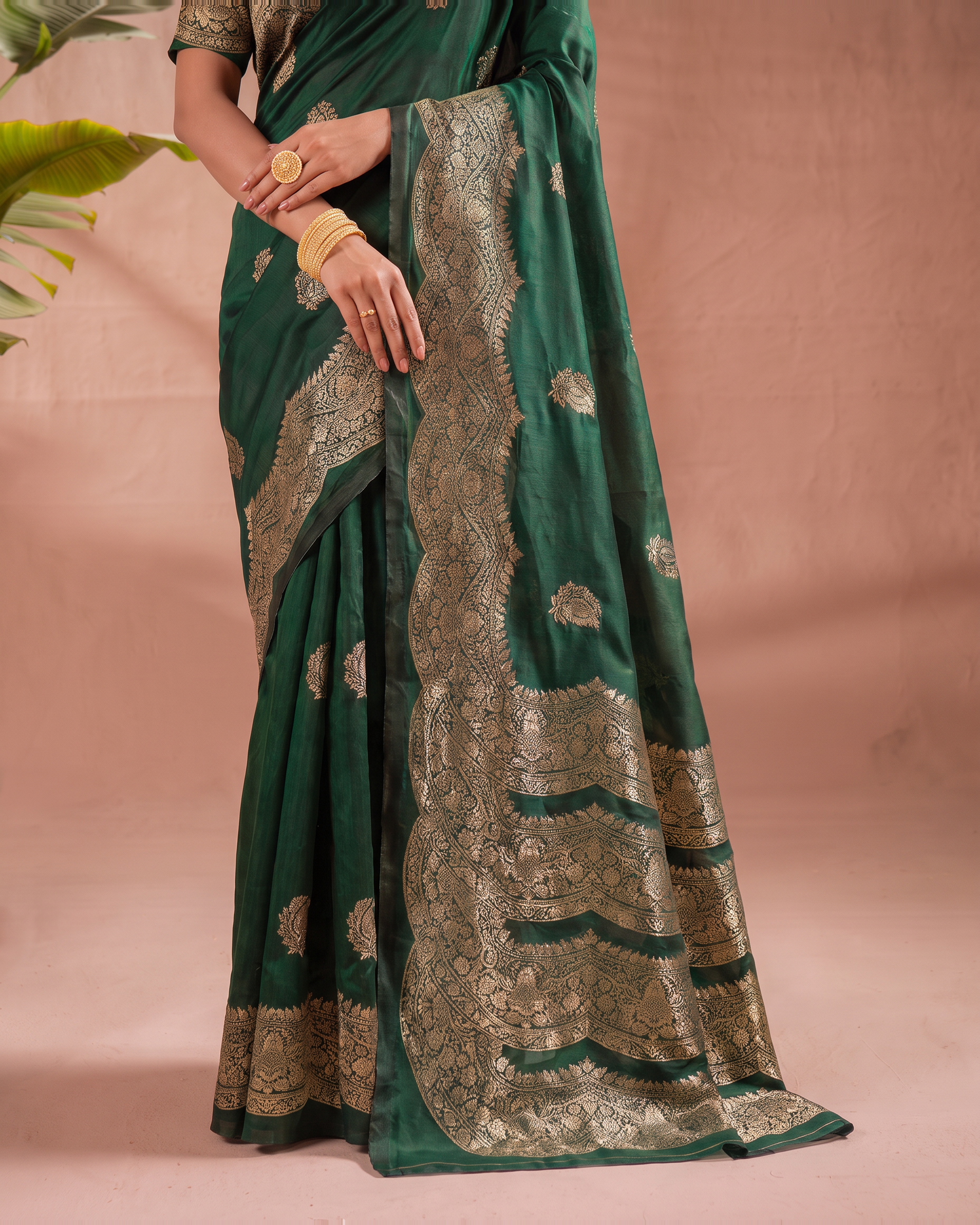 Aaradhya Peacock Pallu Paithani Silk Saree - Green - lower border closeup