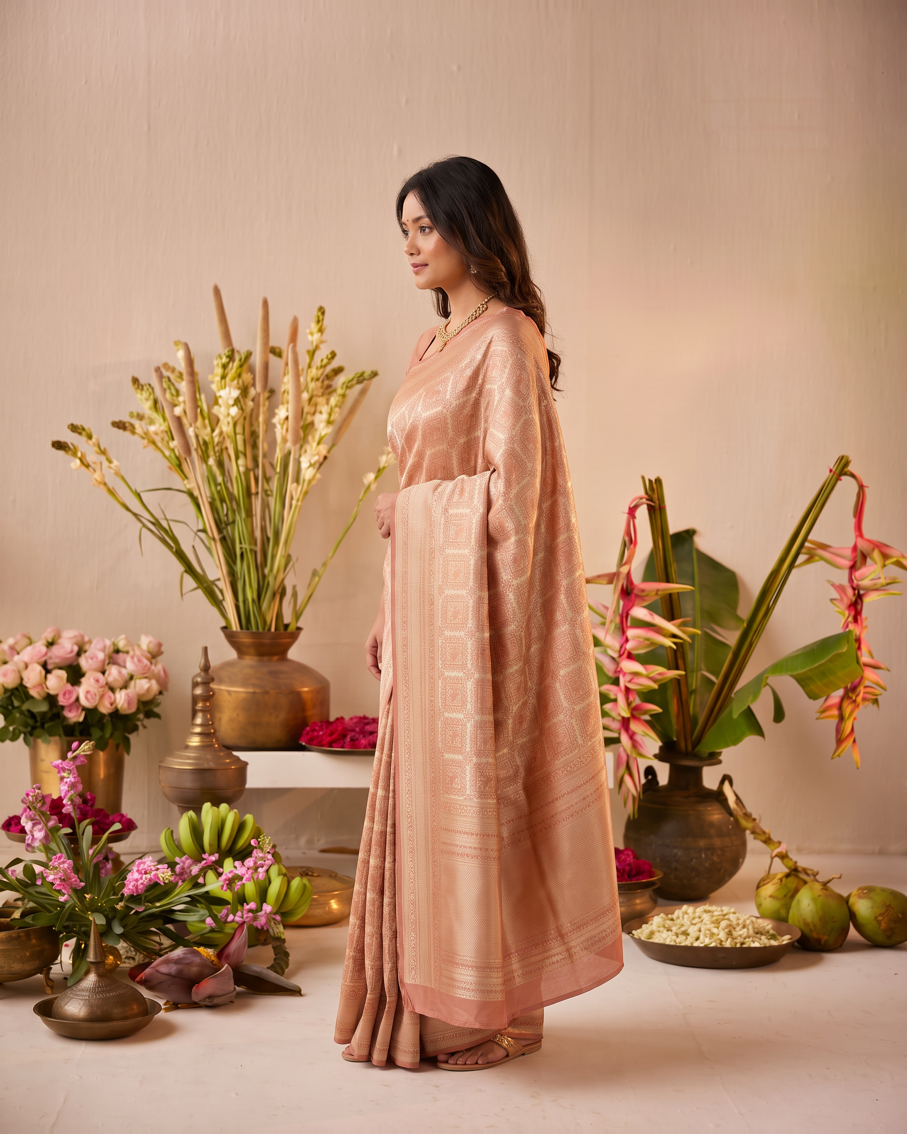 Aaravi Feather Pattern Festive Saree with Light Designer Pallu - Peach - side