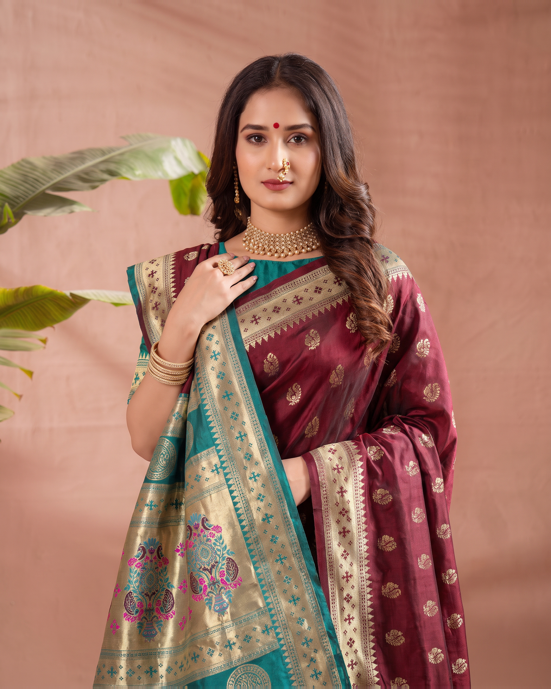 Aarohi Contrast Pallu Paithani Silk Saree - Maroon - upper closeup