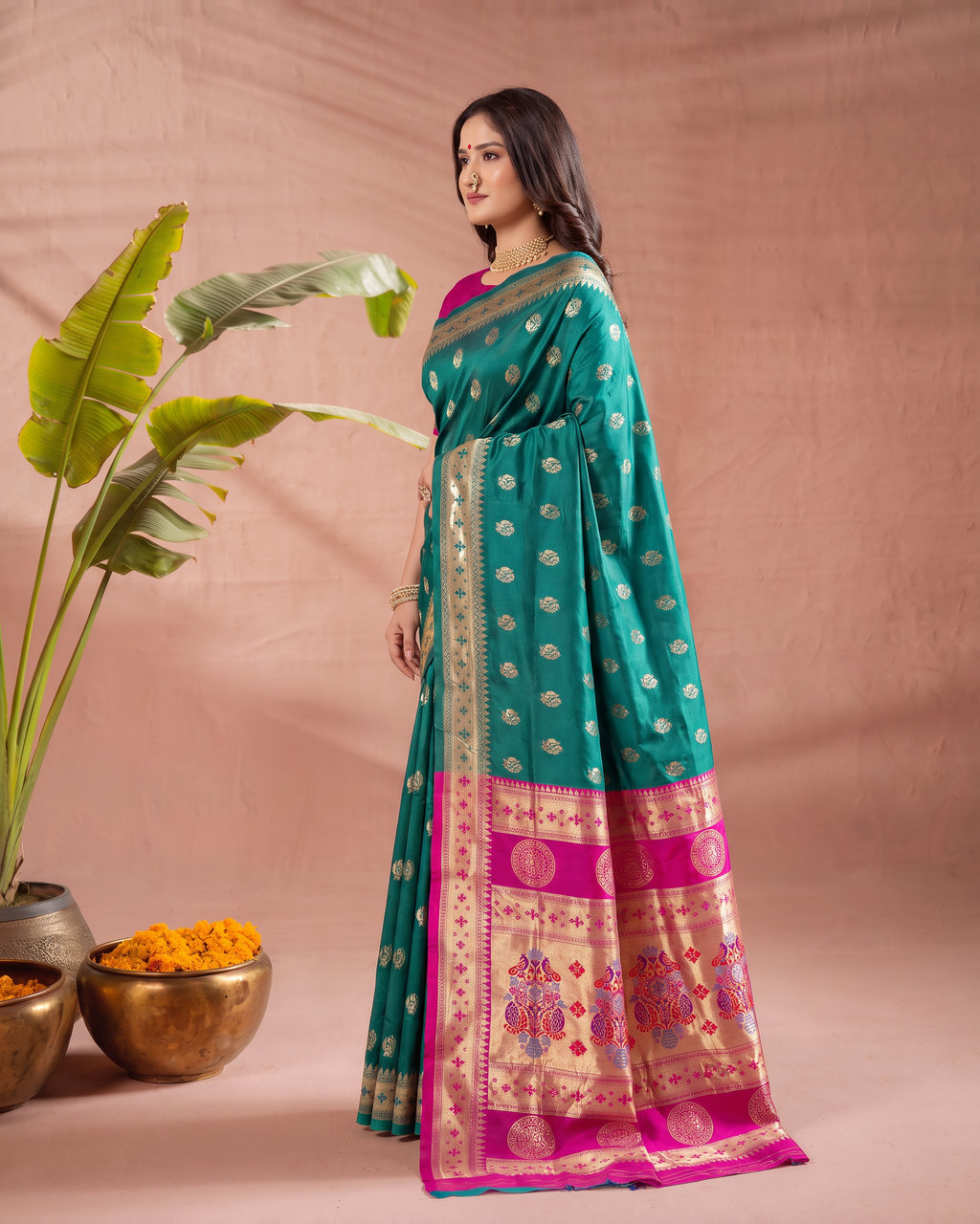 Aarohi Contrast Pallu Paithani Silk Saree - Rama Green - side drape
