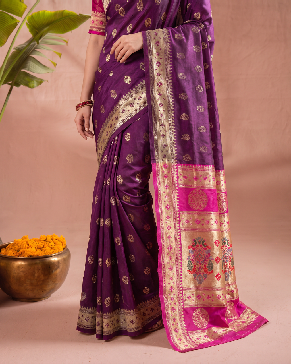 Aarohi Contrast Pallu Paithani Silk Saree - Wine - lower closeup