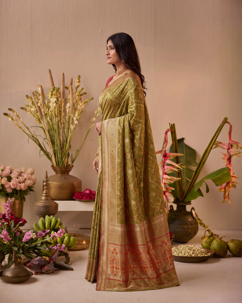 Anindita Diagonal Lattice Zari Silk Saree with Decorative Pallu - Mehndi - side