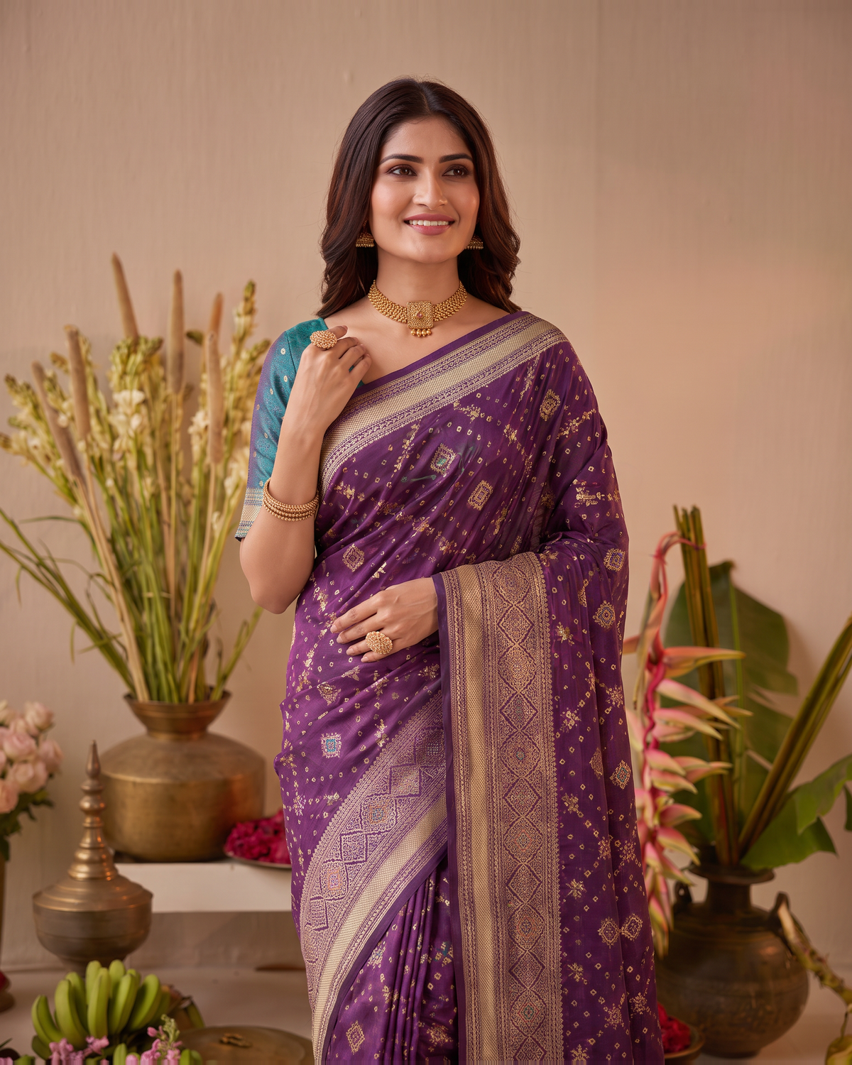 Anindita Diagonal Lattice Zari Silk Saree with Decorative Pallu - Purple - upper closeup