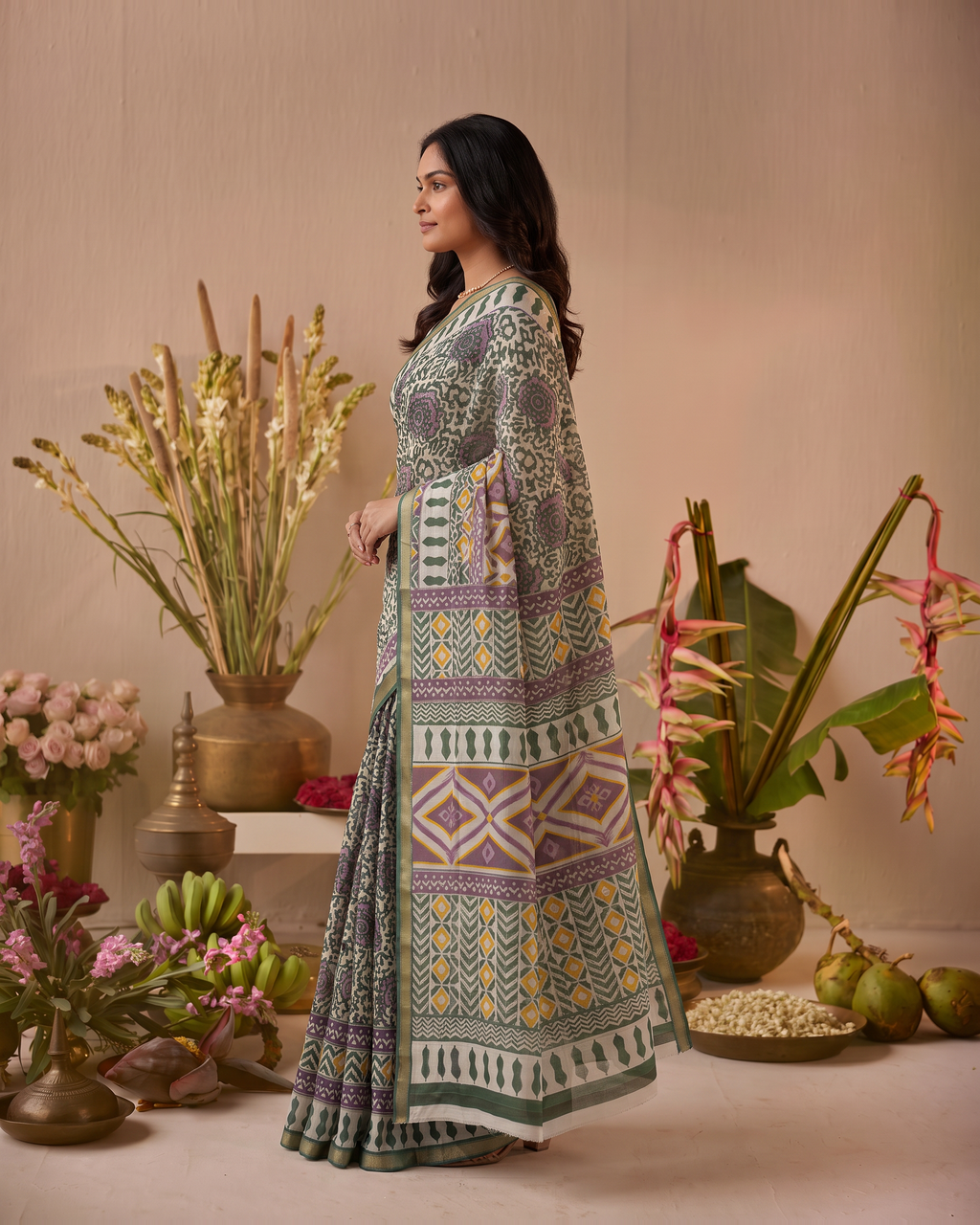 Black Pure Cotton Batik Print Saree - Mehndi Green - side