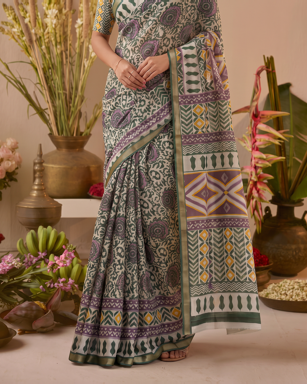 Black Pure Cotton Batik Print Saree - Mehndi Green - upper closeup