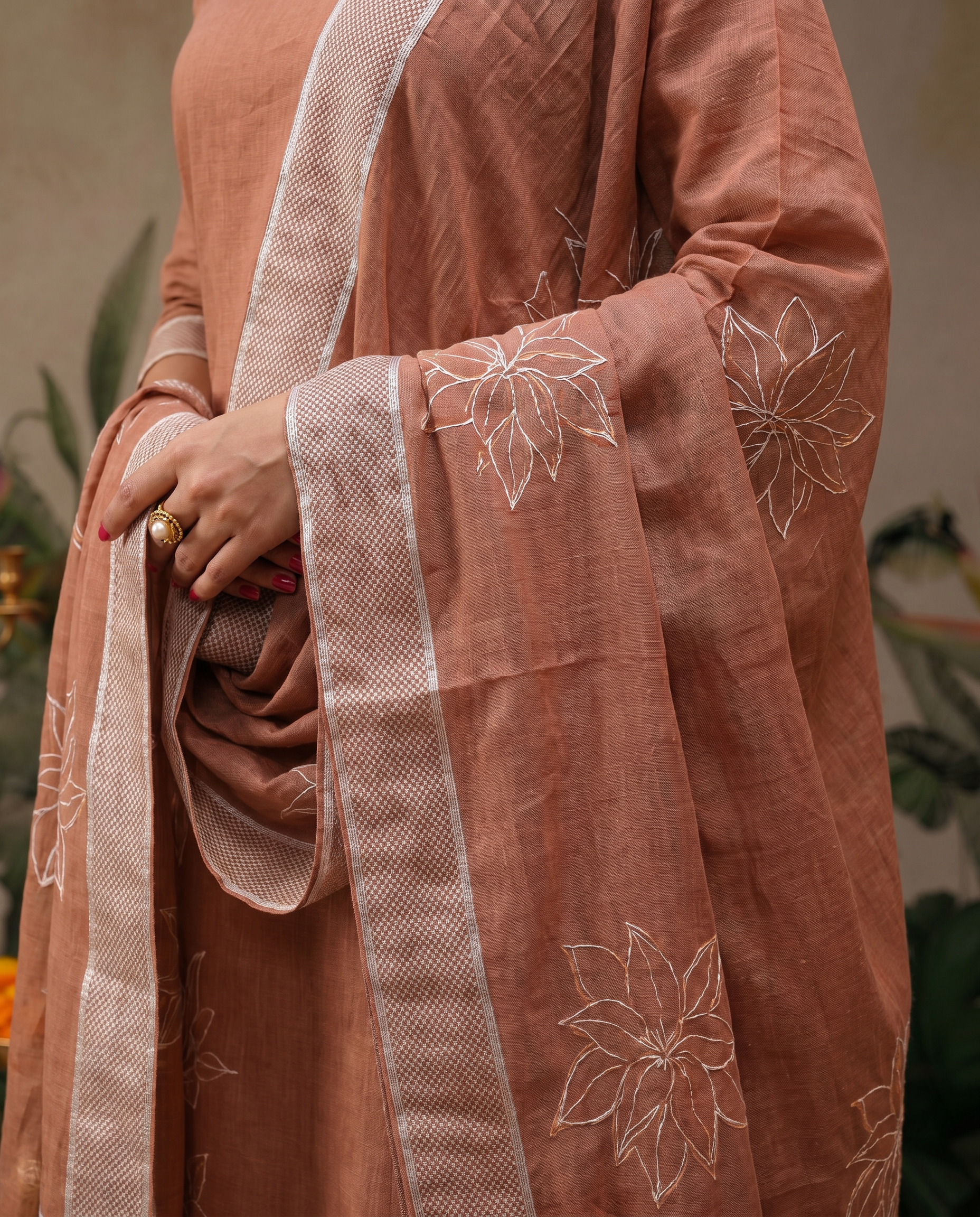 Brown Floral Salwar Suit Set - dupatta