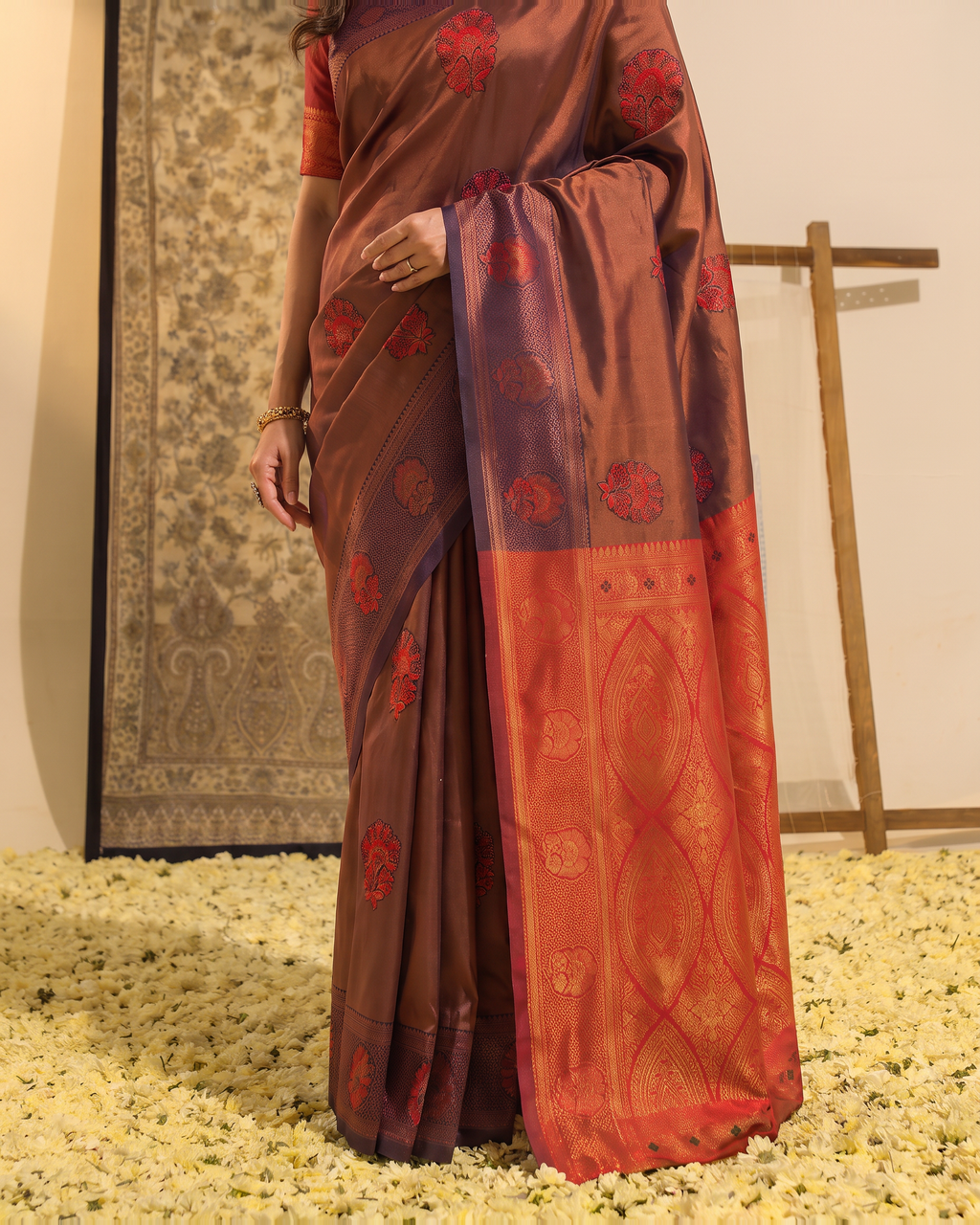 Copper Maroon Silk Saree with Burnt Orange Pallu - lower closeup