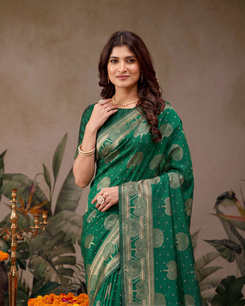 Devangana Heritage Drape Silk Saree - Dark Green - upper closeup