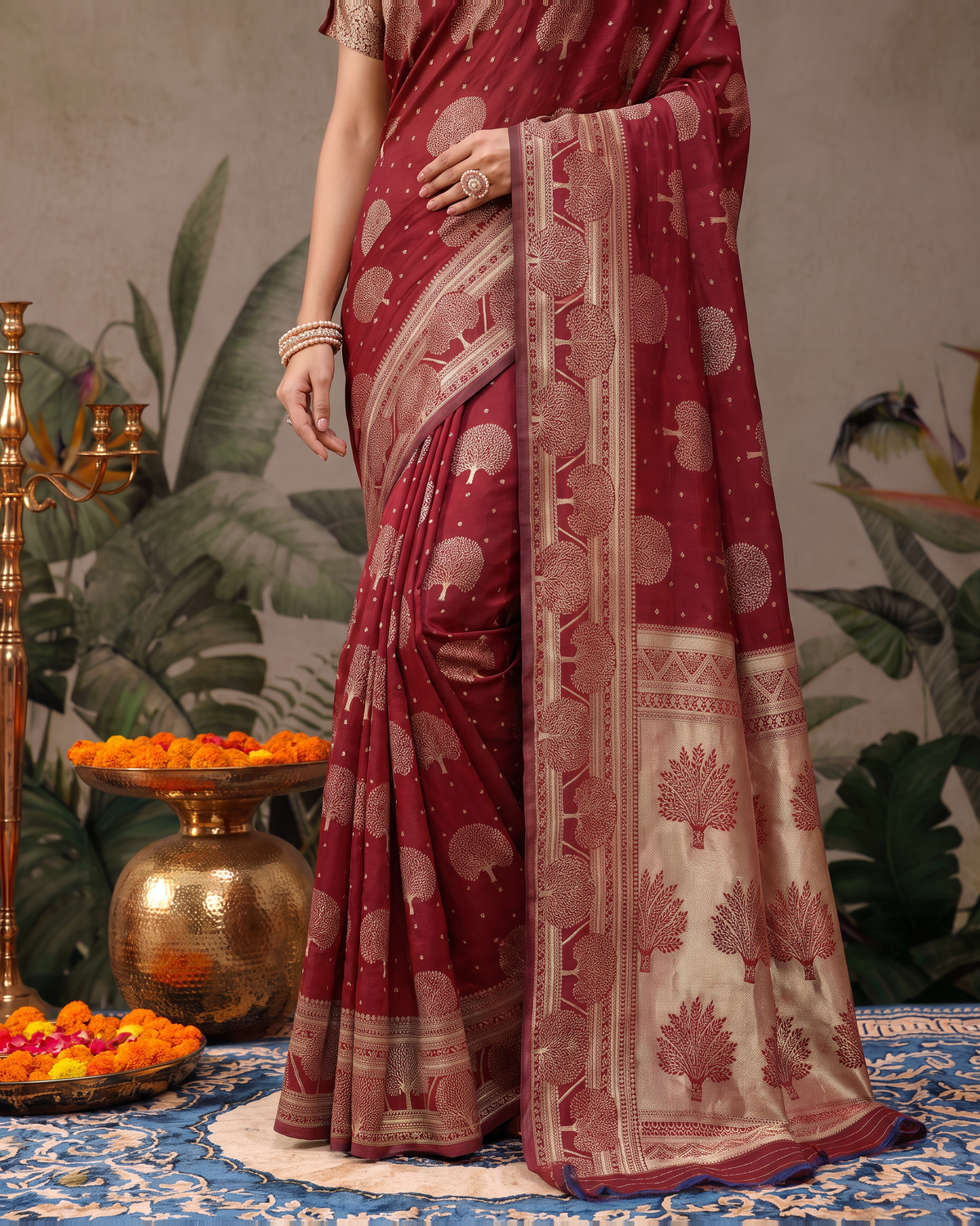 Devangana Heritage Drape Silk Saree - Maroon - lower border closeup