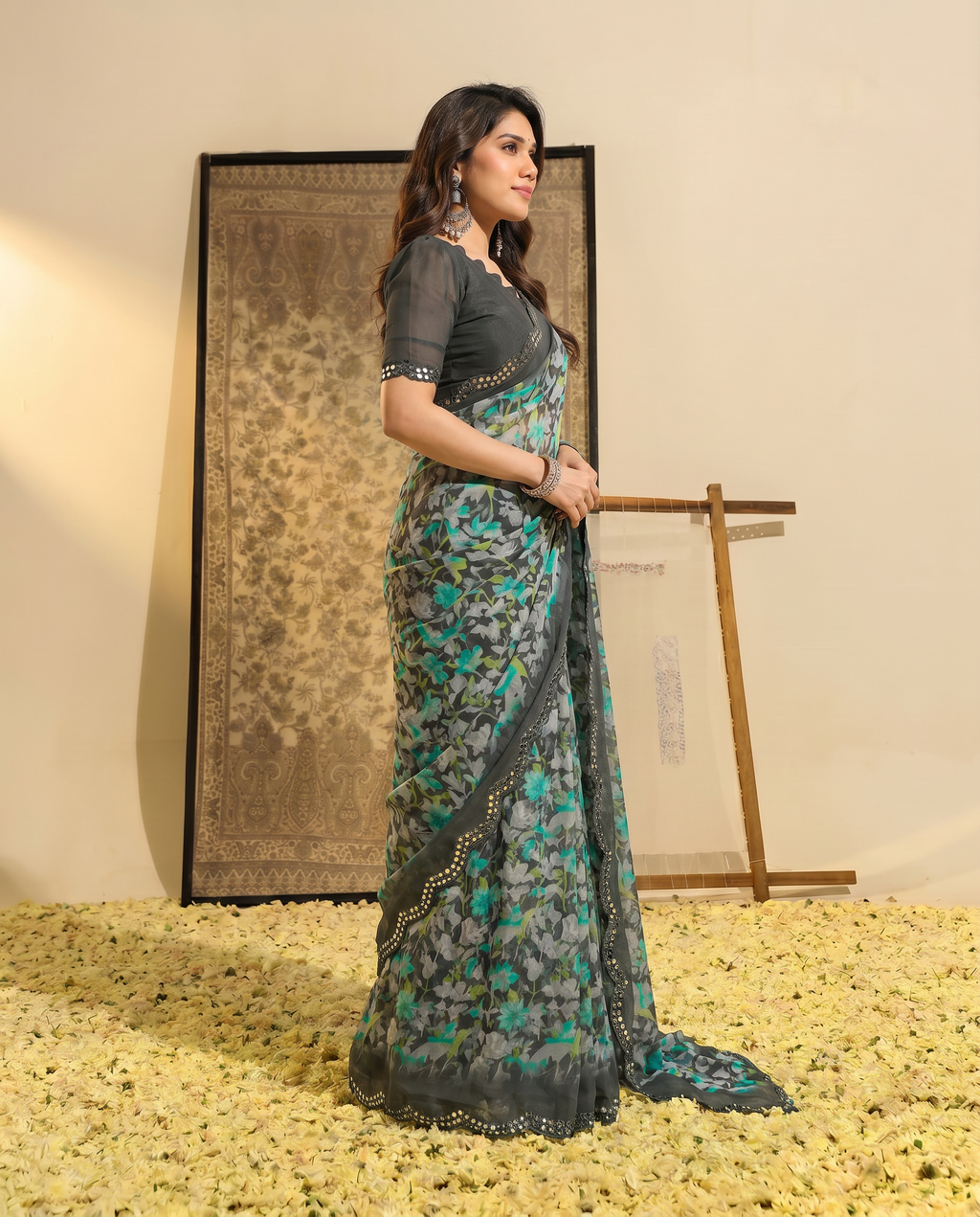Elegant Brown Floral Printed Chiffon Saree with Designer Border – Stylish Party & Festive Wear - output 4 - 03 side