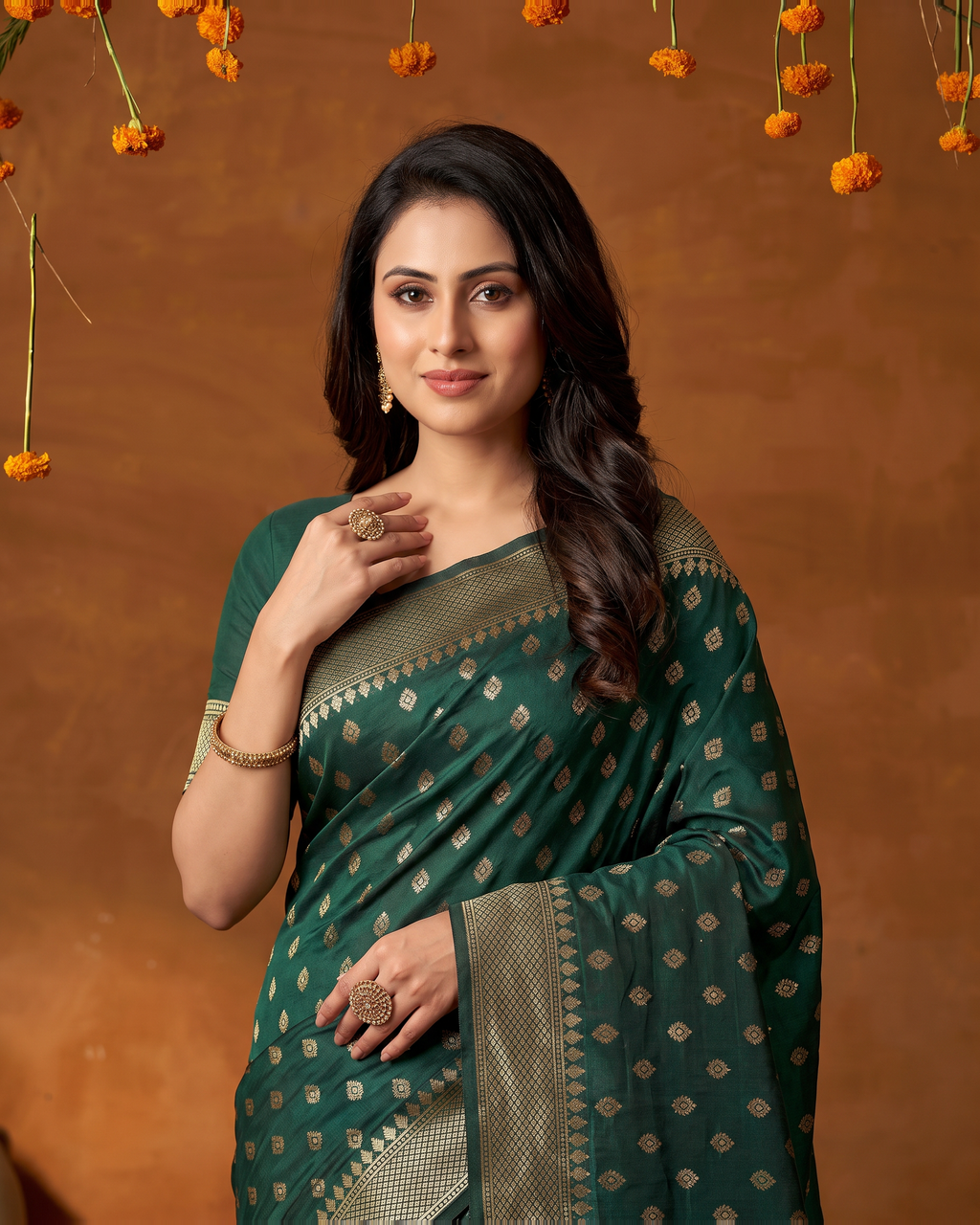 Elegant Chandrika Petite Motif Silk Saree - Dark Green - upper closeup