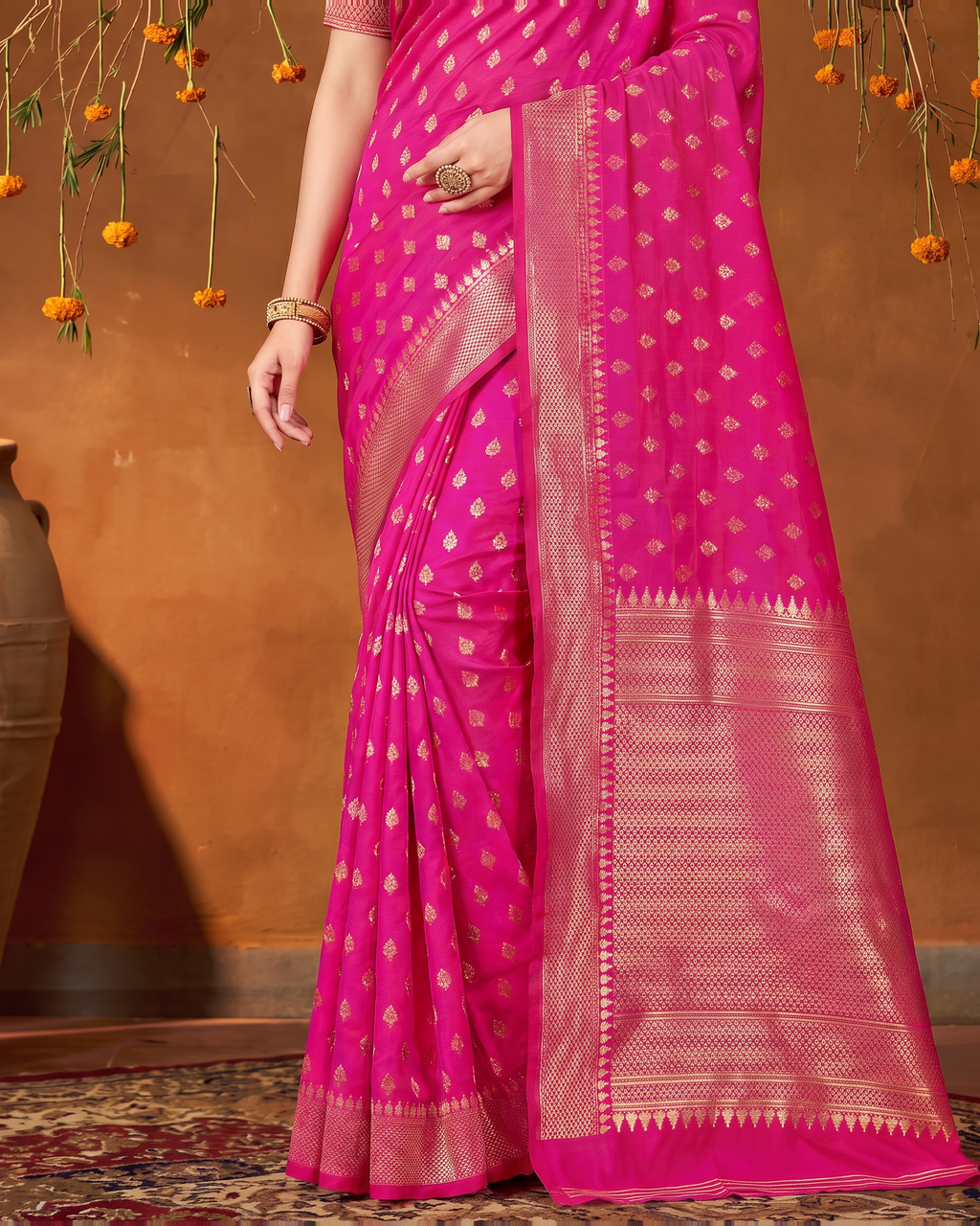 Elegant Chandrika Petite Motif Silk Saree - Rani Pink - lower border closeup