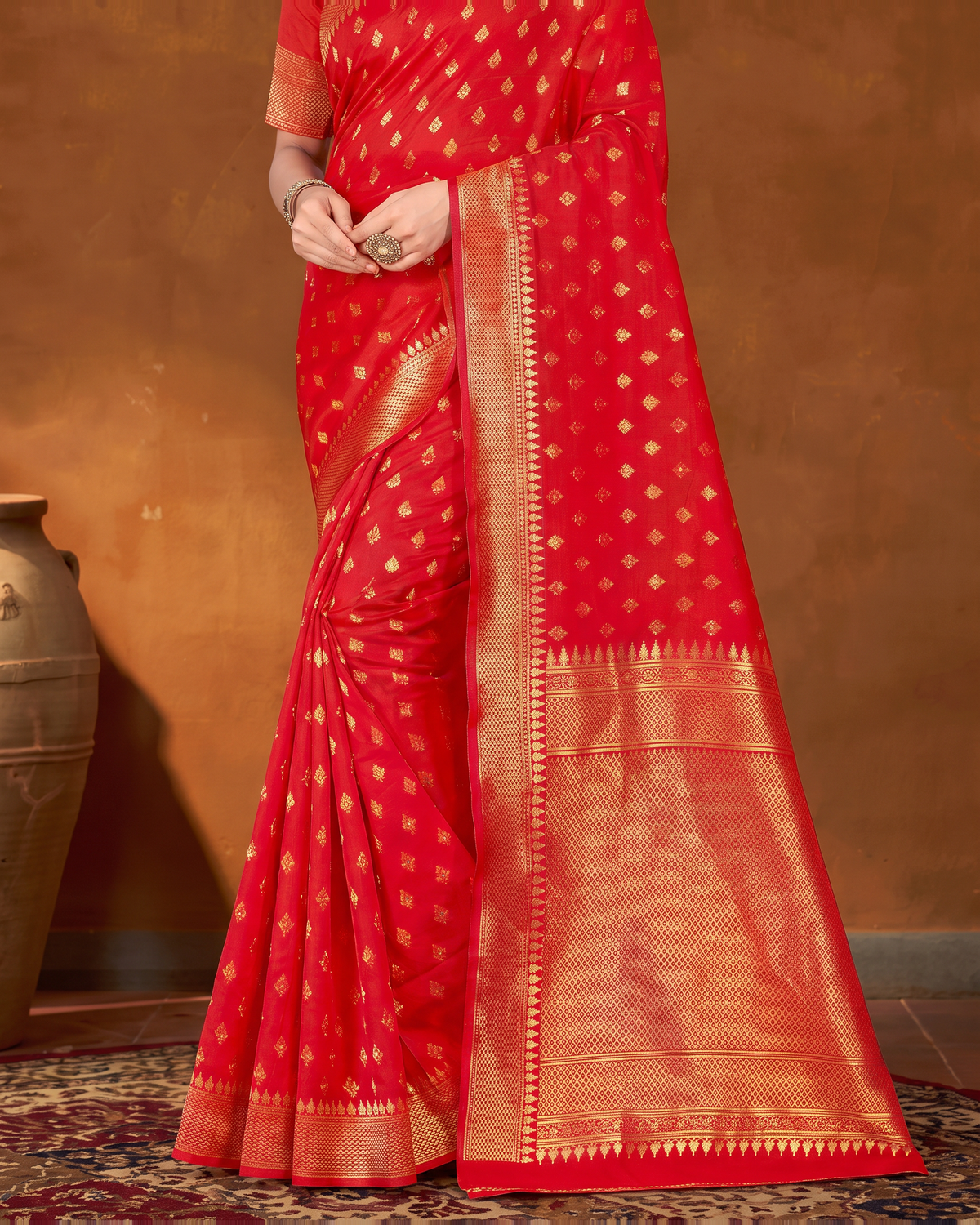 Elegant Chandrika Petite Motif Silk Saree - Red - lower border closeup