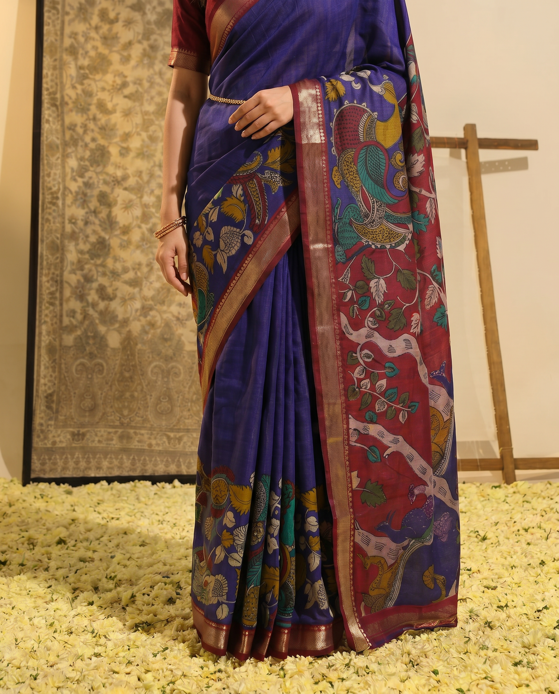 Elegant Mustard & Forest Green Kalamkari Style Printed Saree with Artistic Pallu - output 3 - 05 lower closeup