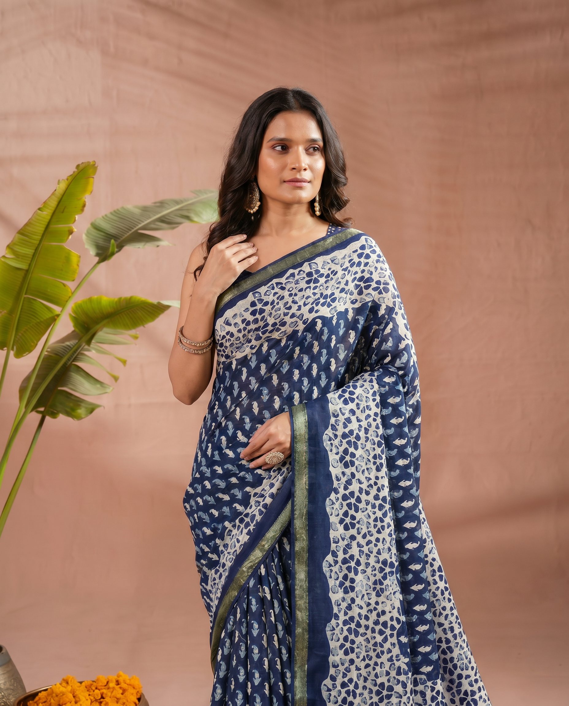 Elegant Navy Blue & White Printed Pure Cotton Saree with Classic Border - output 0 - 04 upper closeup
