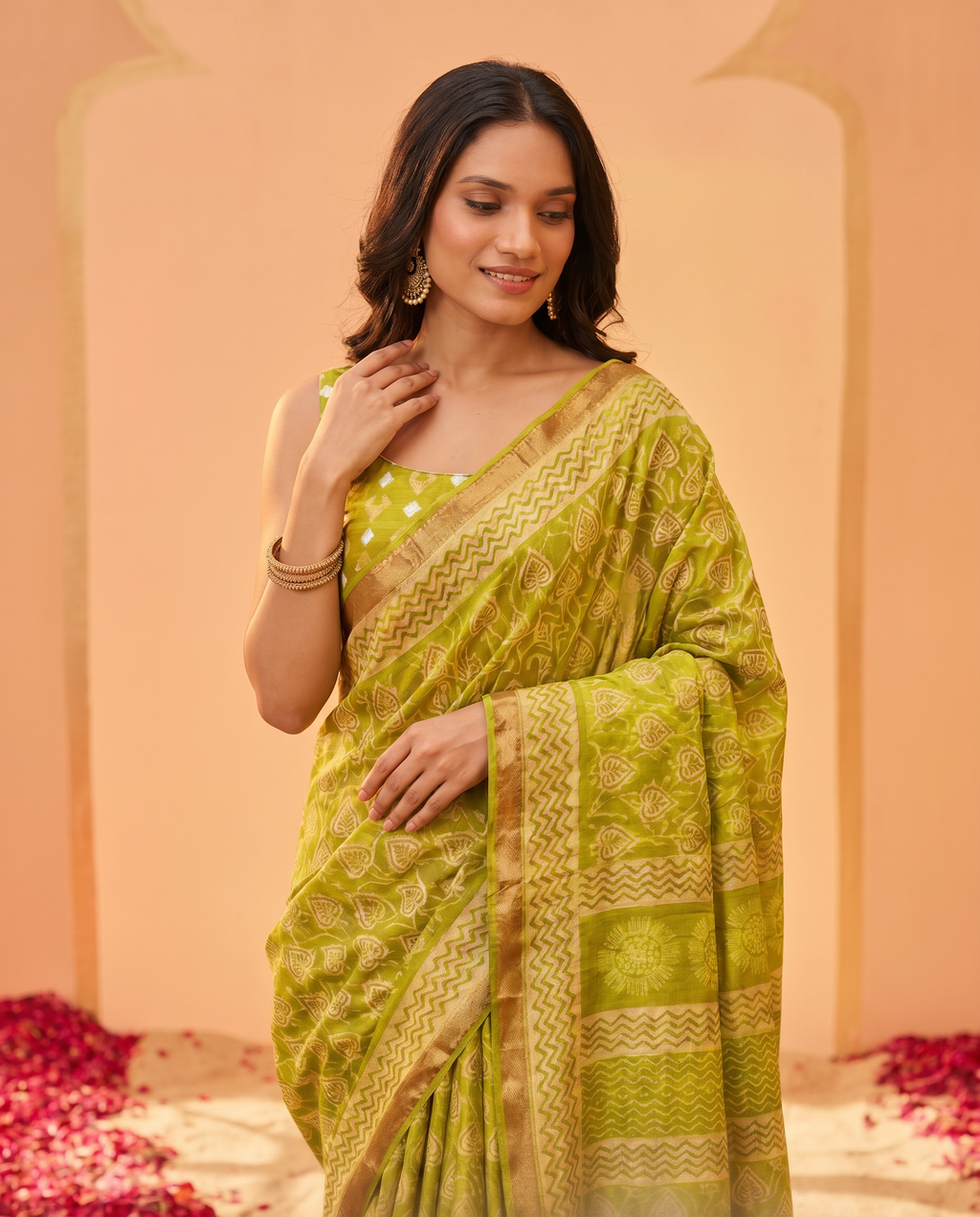 Graceful Olive Green Printed Pure Cotton Saree with Subtle Zari Border - output 0 - 04 upper closeup