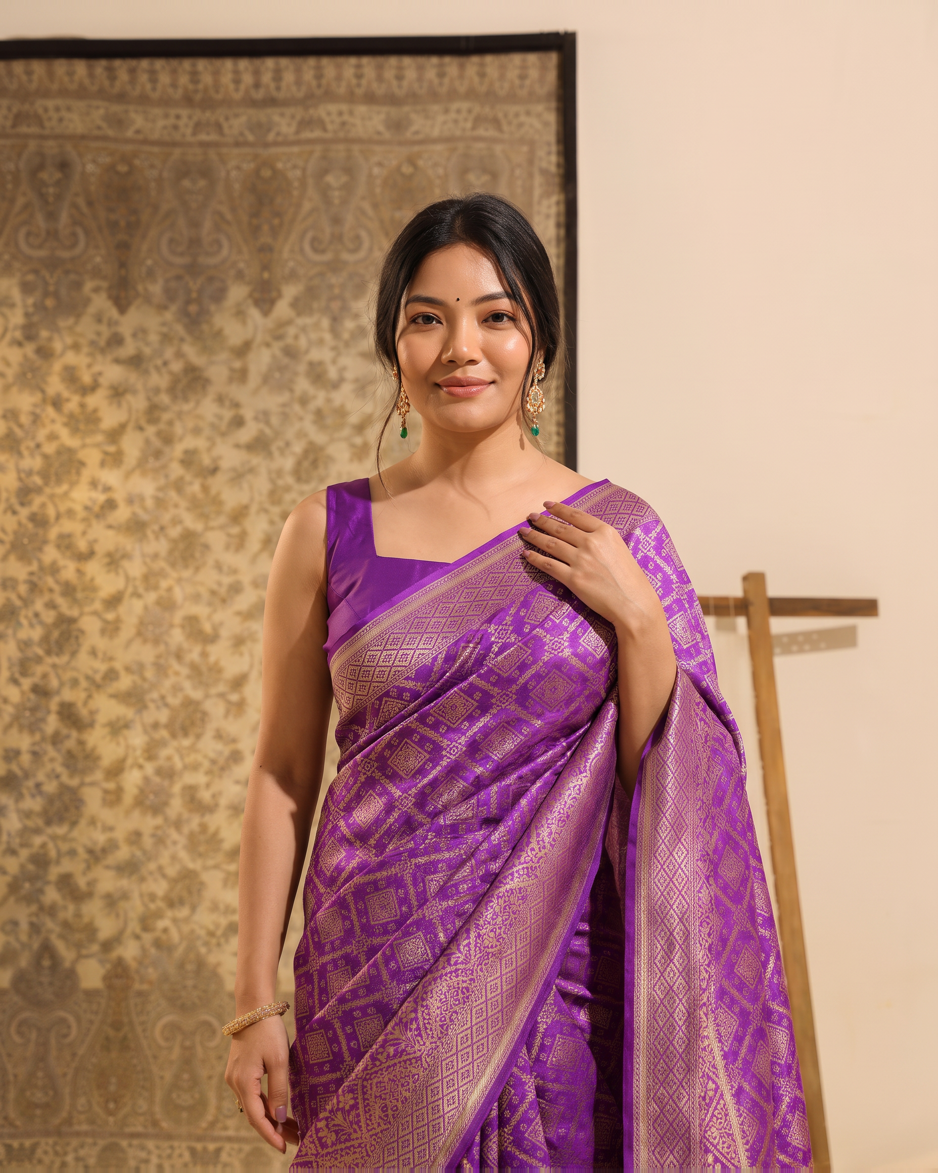 Ira Box Pattern Festive Saree with Modern Designer Pallu - Purple - upper closeup