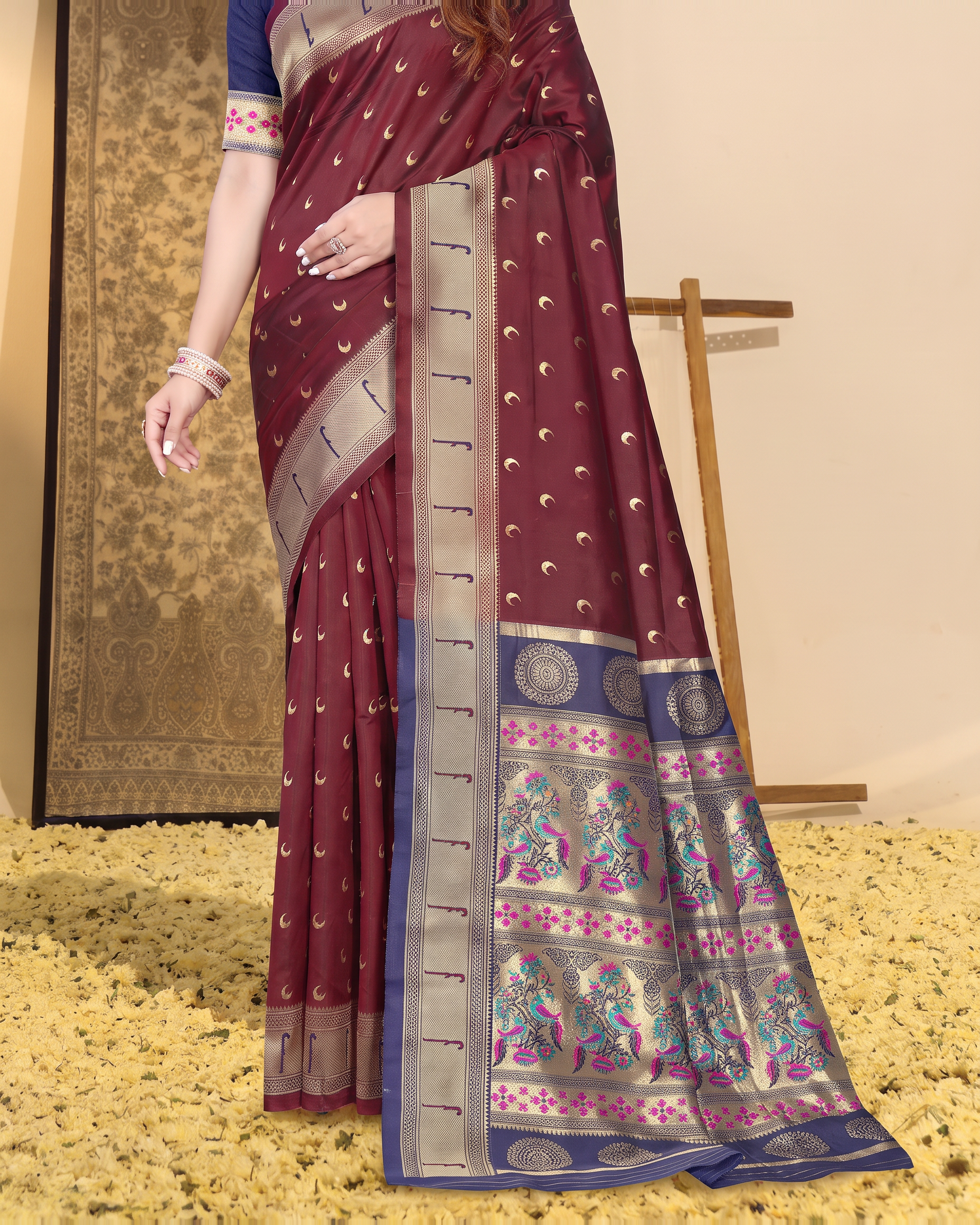 Ira Heritage Zari Pallu Paithani Silk Saree - Maroon - lower closeup