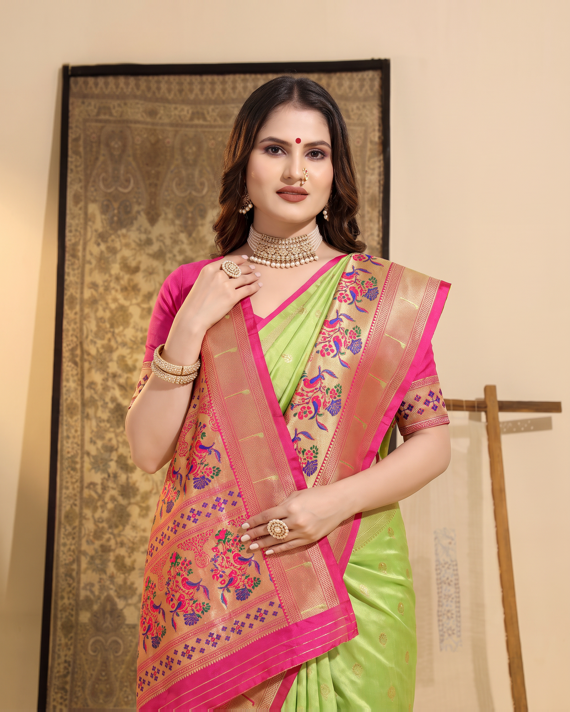 Ira Heritage Zari Pallu Paithani Silk Saree - Pista Green - upper closeup