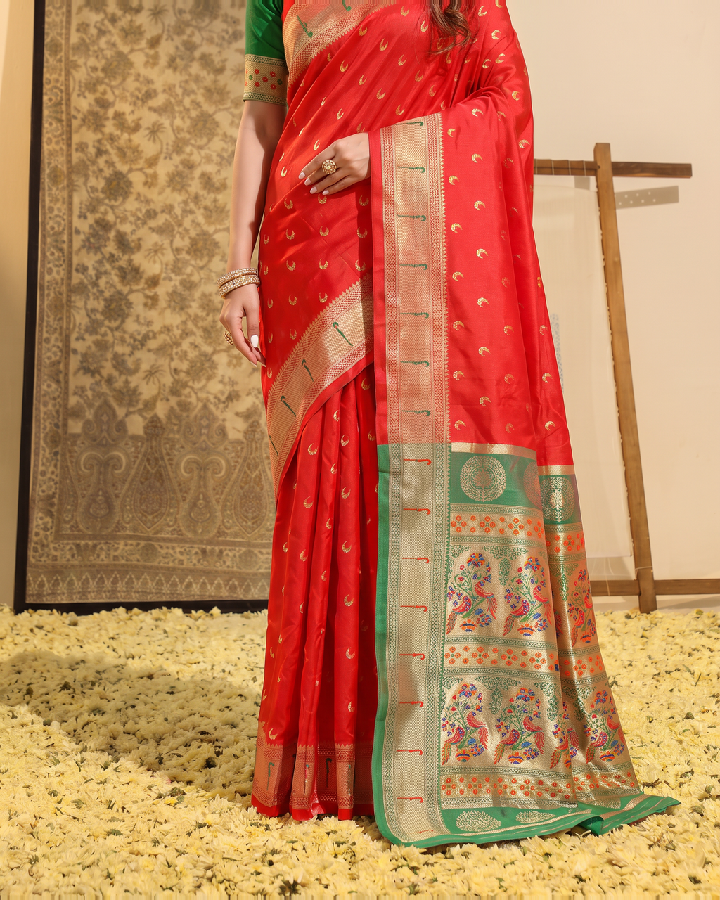 Ira Heritage Zari Pallu Paithani Silk Saree - Red - lower closeup