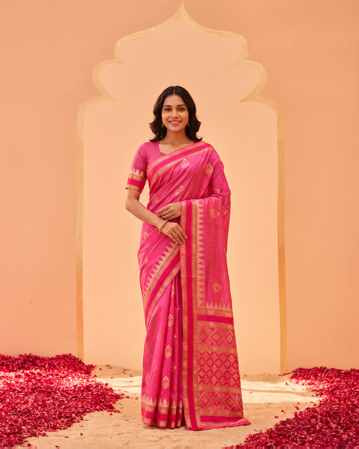 Kadambari Temple Motif Zari Silk Saree with Checked Pallu - Rani - full saree hero