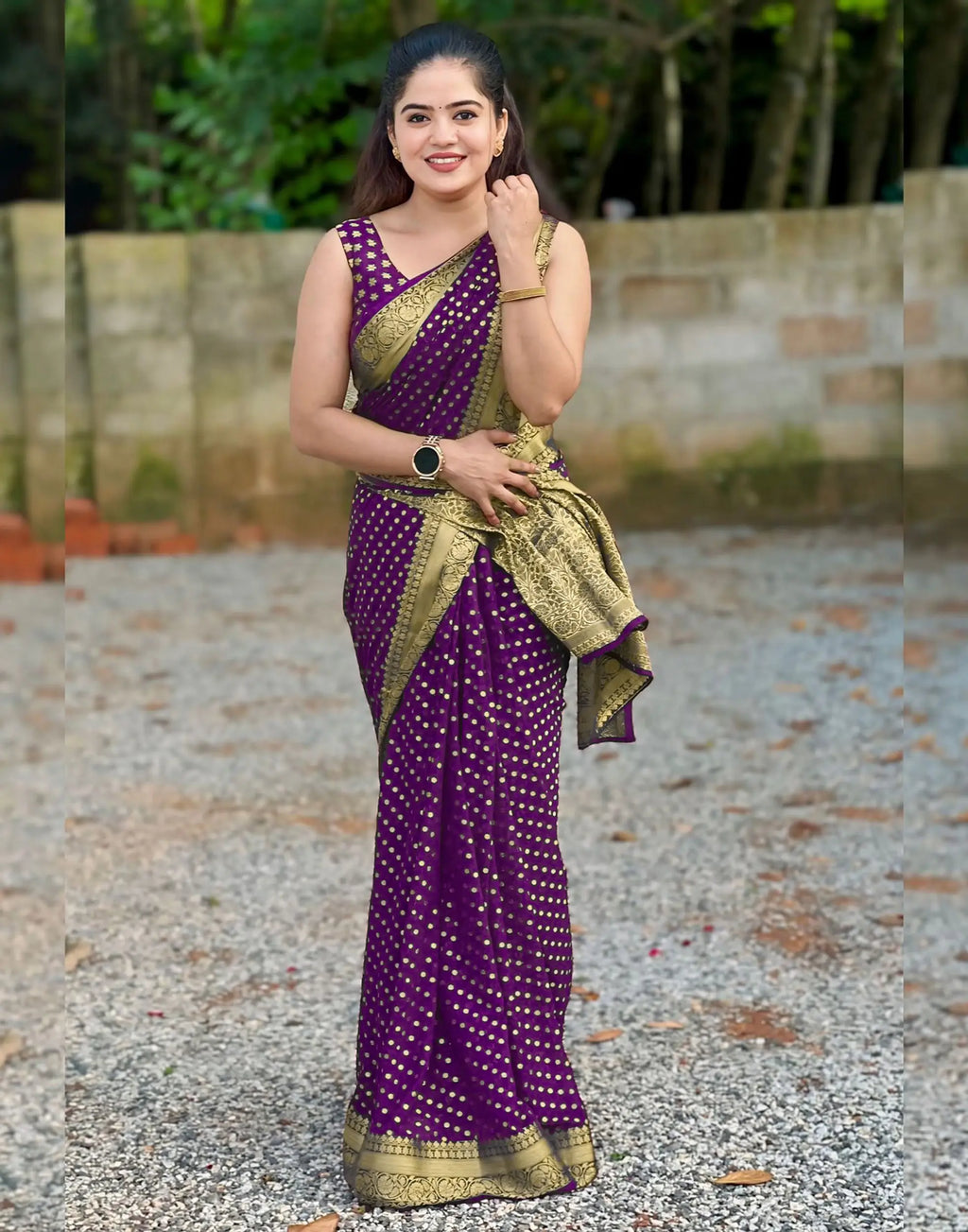 Kaira Dotted Zari Paithani Silk Saree - Purple - lower border closeup