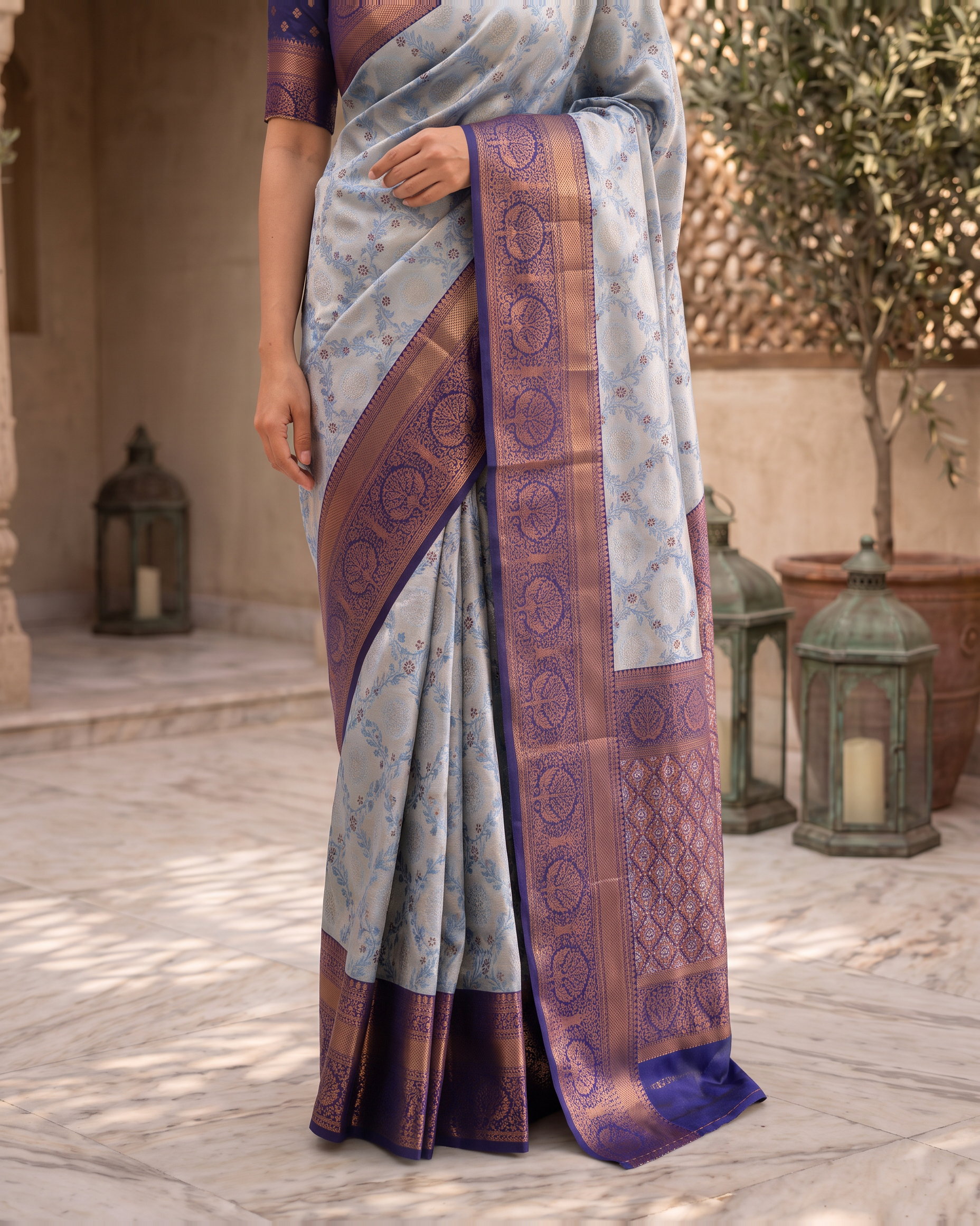 Kashvi Soft Contrast Festive Saree with Classic Border - Silver Purple - lower closeup