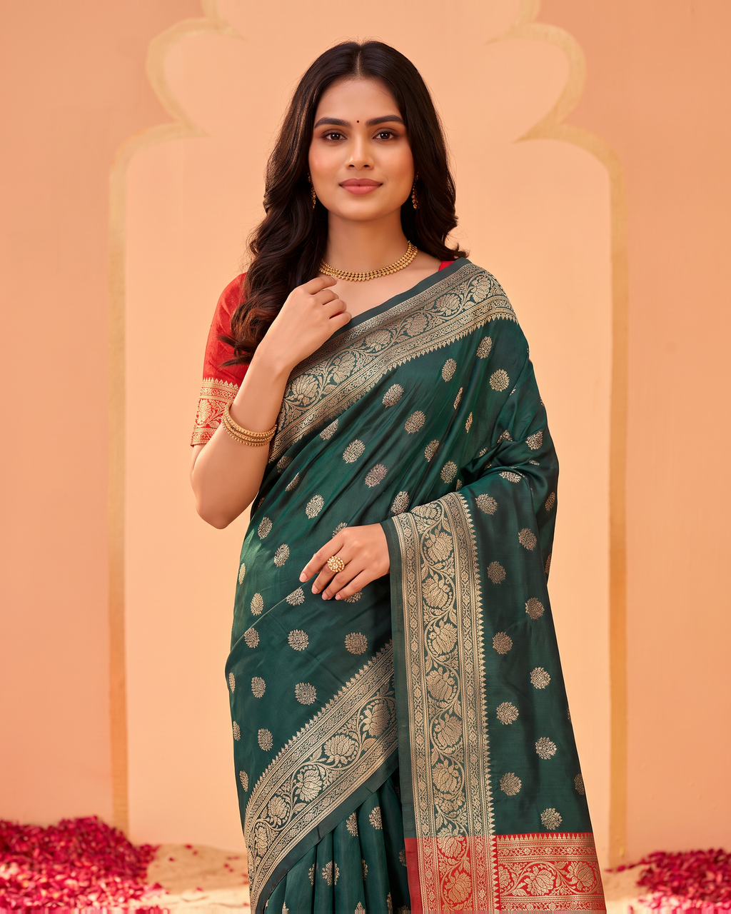 Kavya Temple Weave Paithani Silk Saree - Green - upper closeup