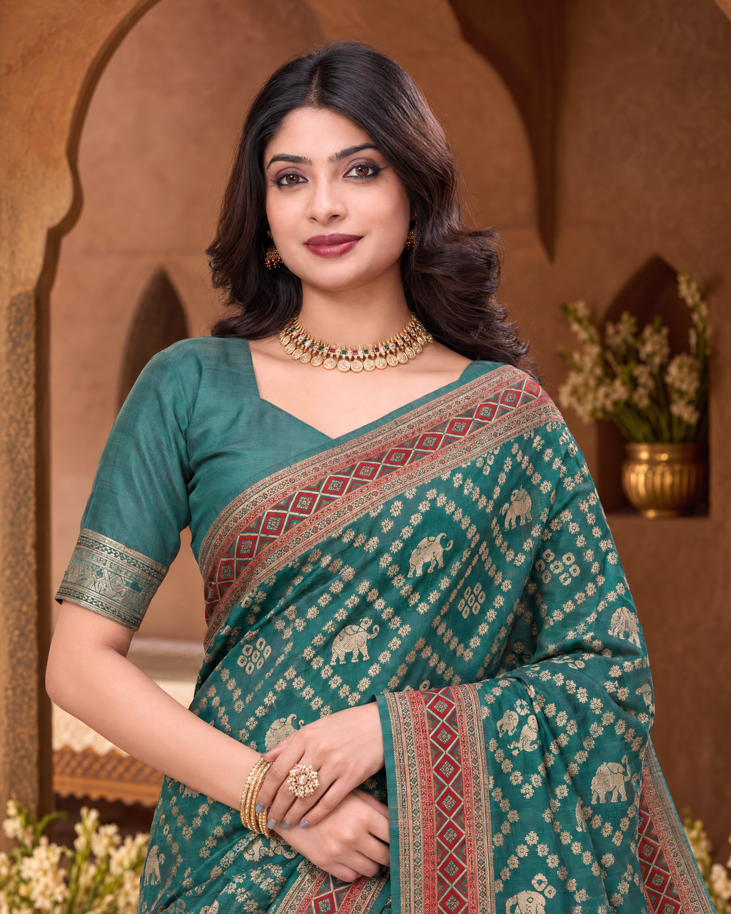 Kritika Diamond Pattern Zari Silk Saree with Geometric Pallu - Green - upper closeup