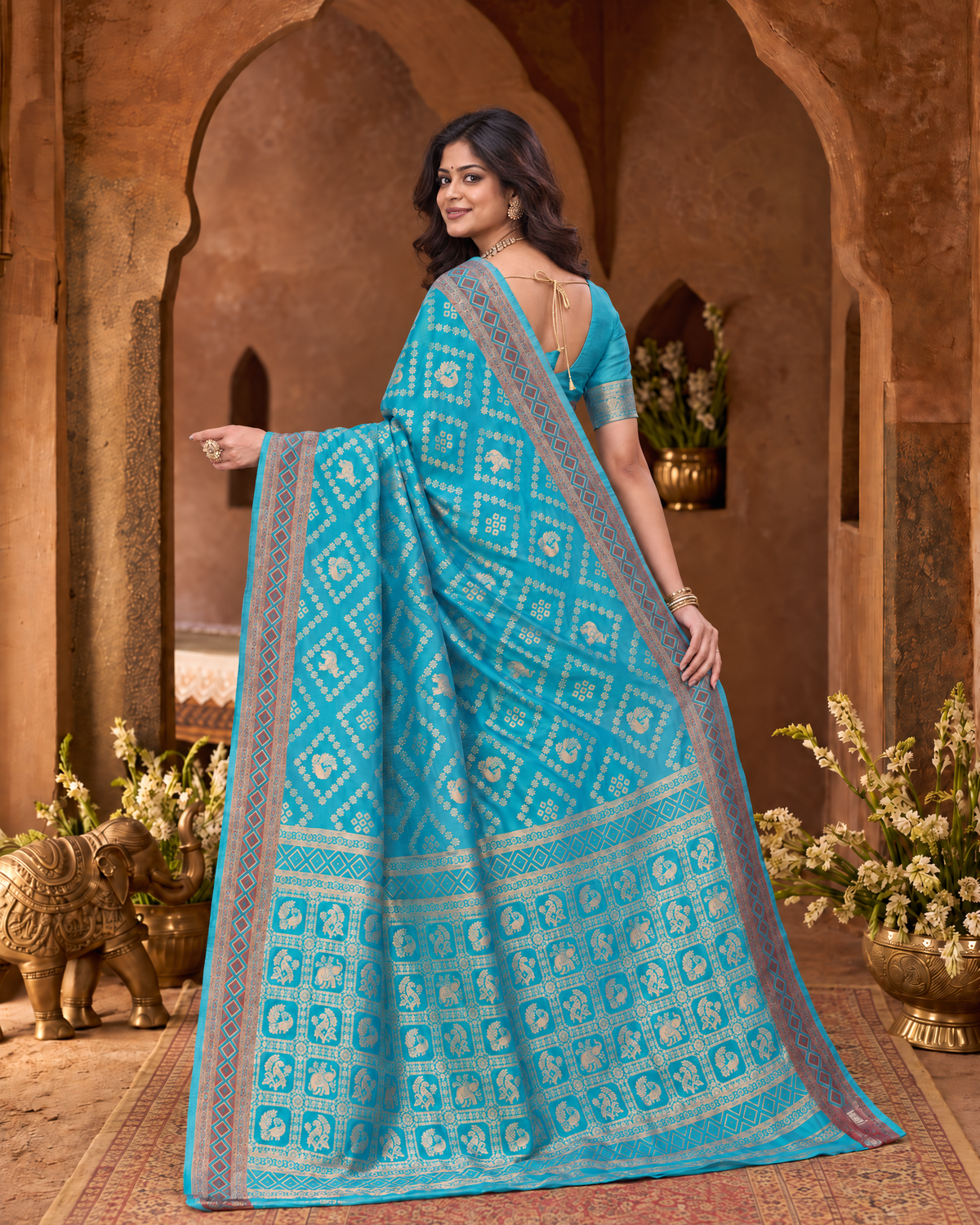 Kritika Diamond Pattern Zari Silk Saree with Geometric Pallu - Rama - side