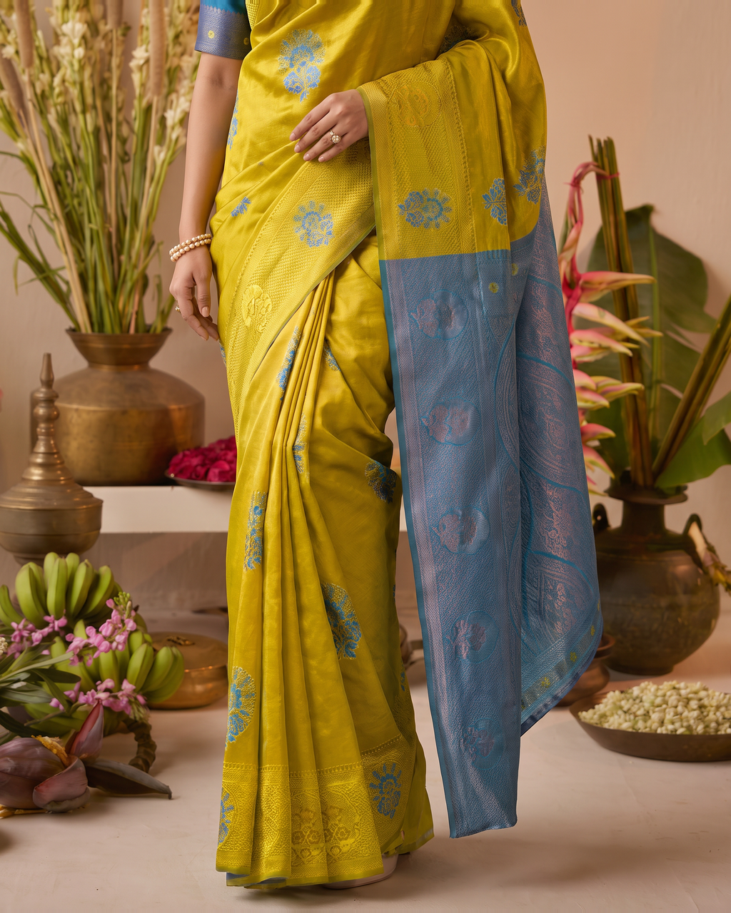 Lemon Yellow Sky Blue Silk Saree with Festive Pallu - lower closeup