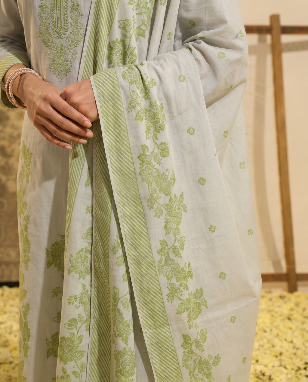 Light Grey Green Salwar Suit Set - dupatta