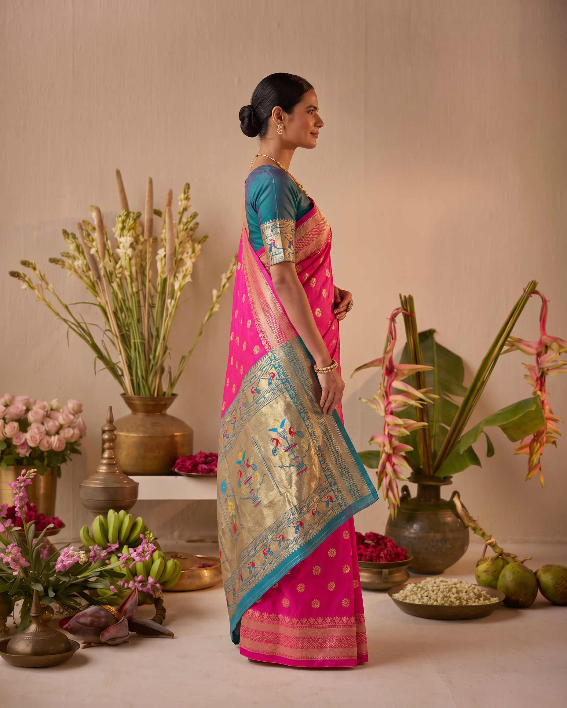 Madhura Floral Zari Paithani Silk Saree - Rani Pink - side drape