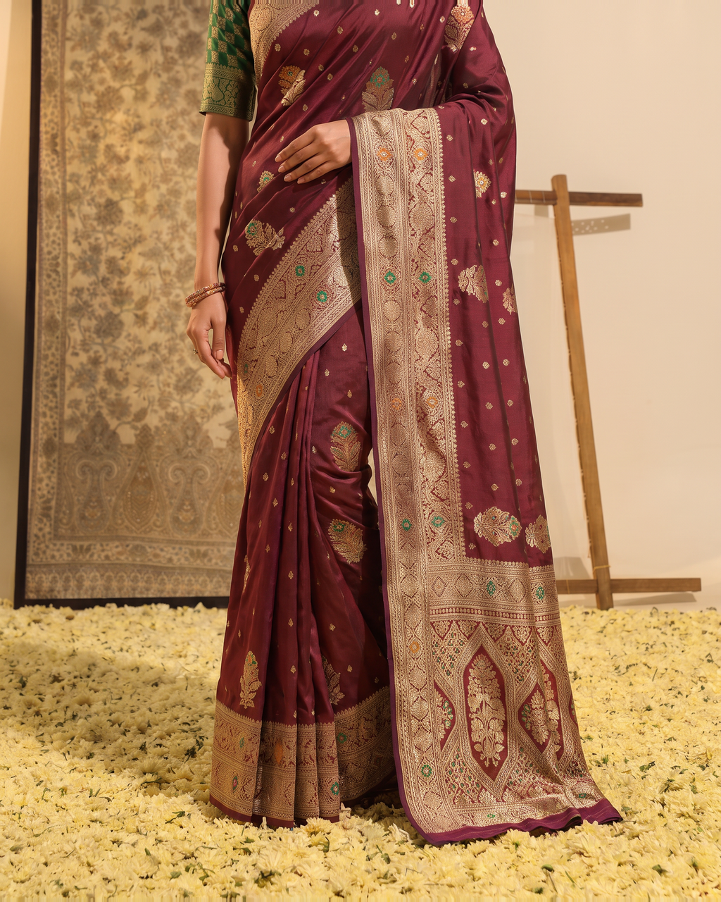 Manasvi Paisley Pallu Zari Silk Saree with Classic Butti - Maroon - lower closeup