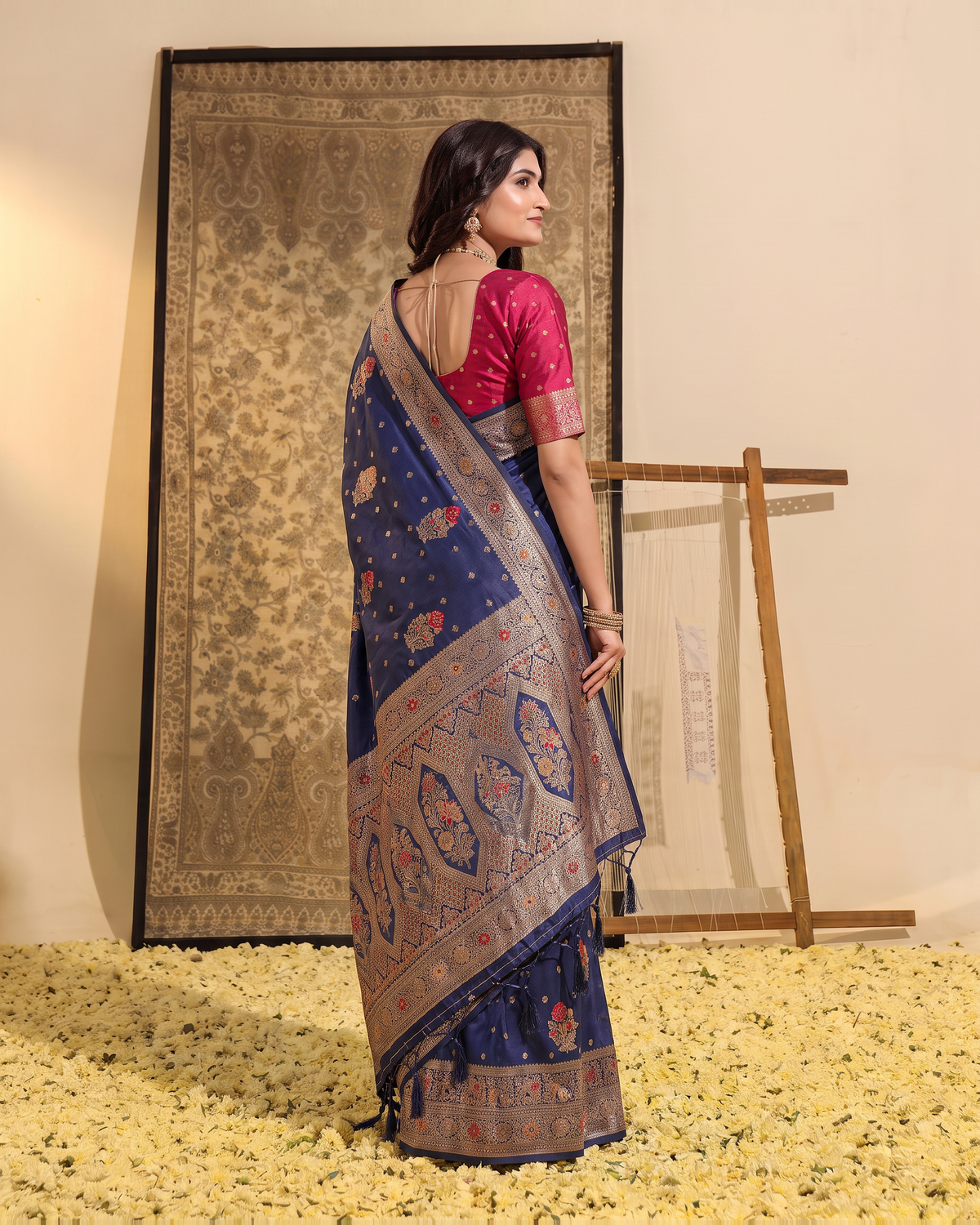 Manasvi Paisley Pallu Zari Silk Saree with Classic Butti - Navy Blue - side
