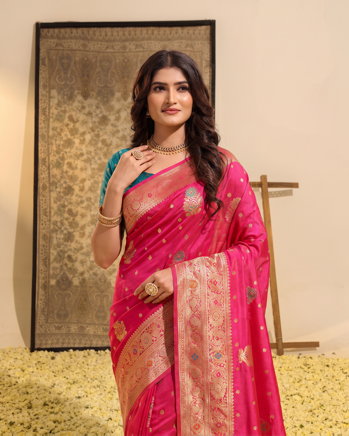 Manasvi Paisley Pallu Zari Silk Saree with Classic Butti - Rani - upper closeup