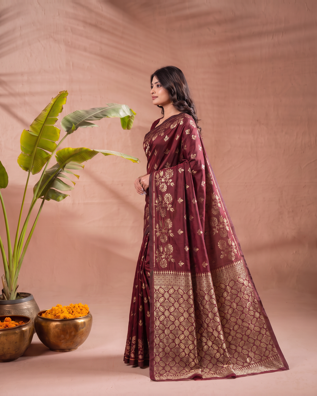 Meera Floral Butta Paithani Silk Saree - Maroon - side drape