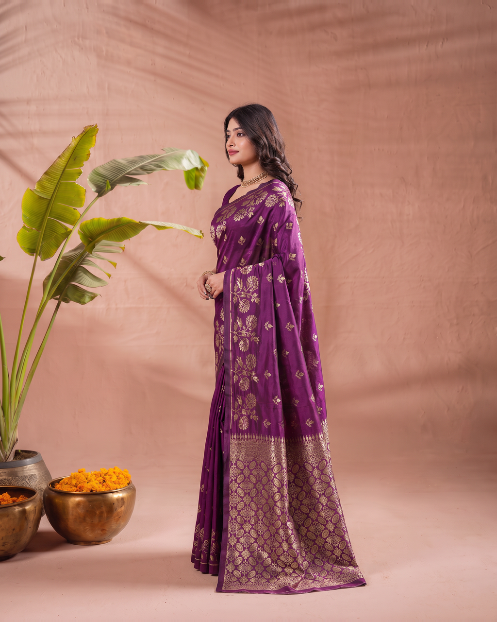 Meera Floral Butta Paithani Silk Saree - Purple - side drape